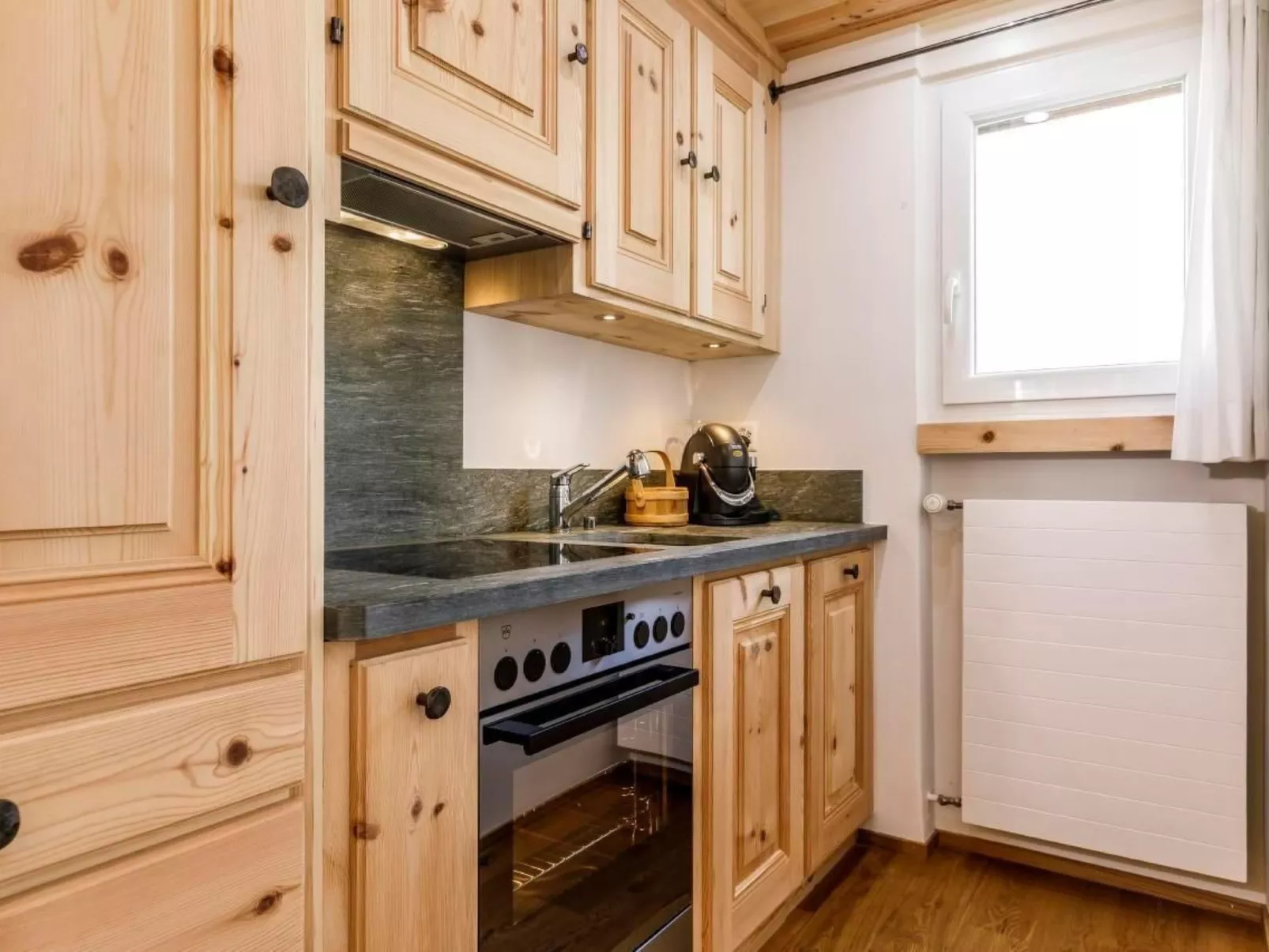 Superior Appartement Casa La Roda 1+2-Drinnen