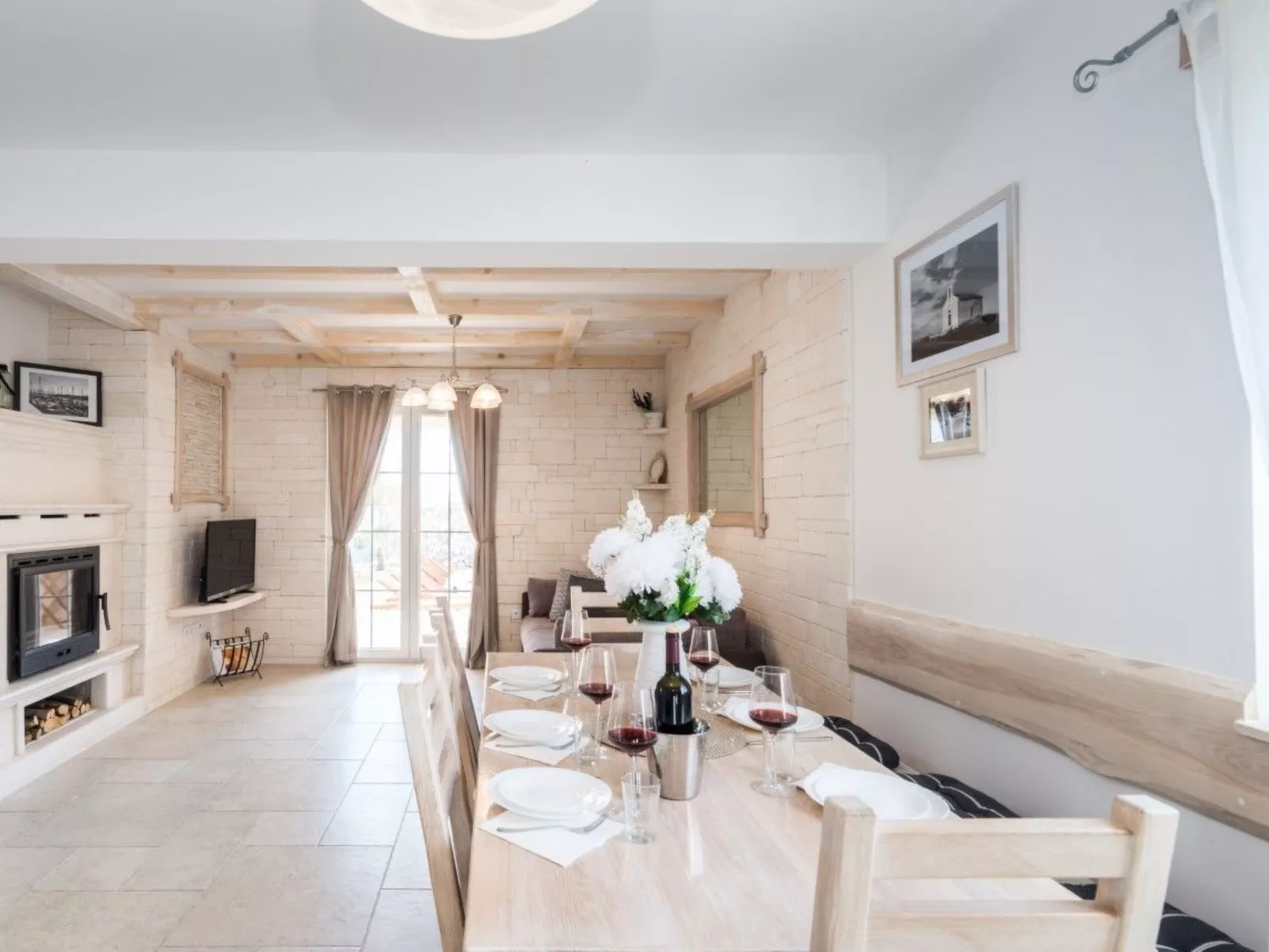 Villa Kirsten mit beheiztem Pool - von TA Leut Agency-Drinnen