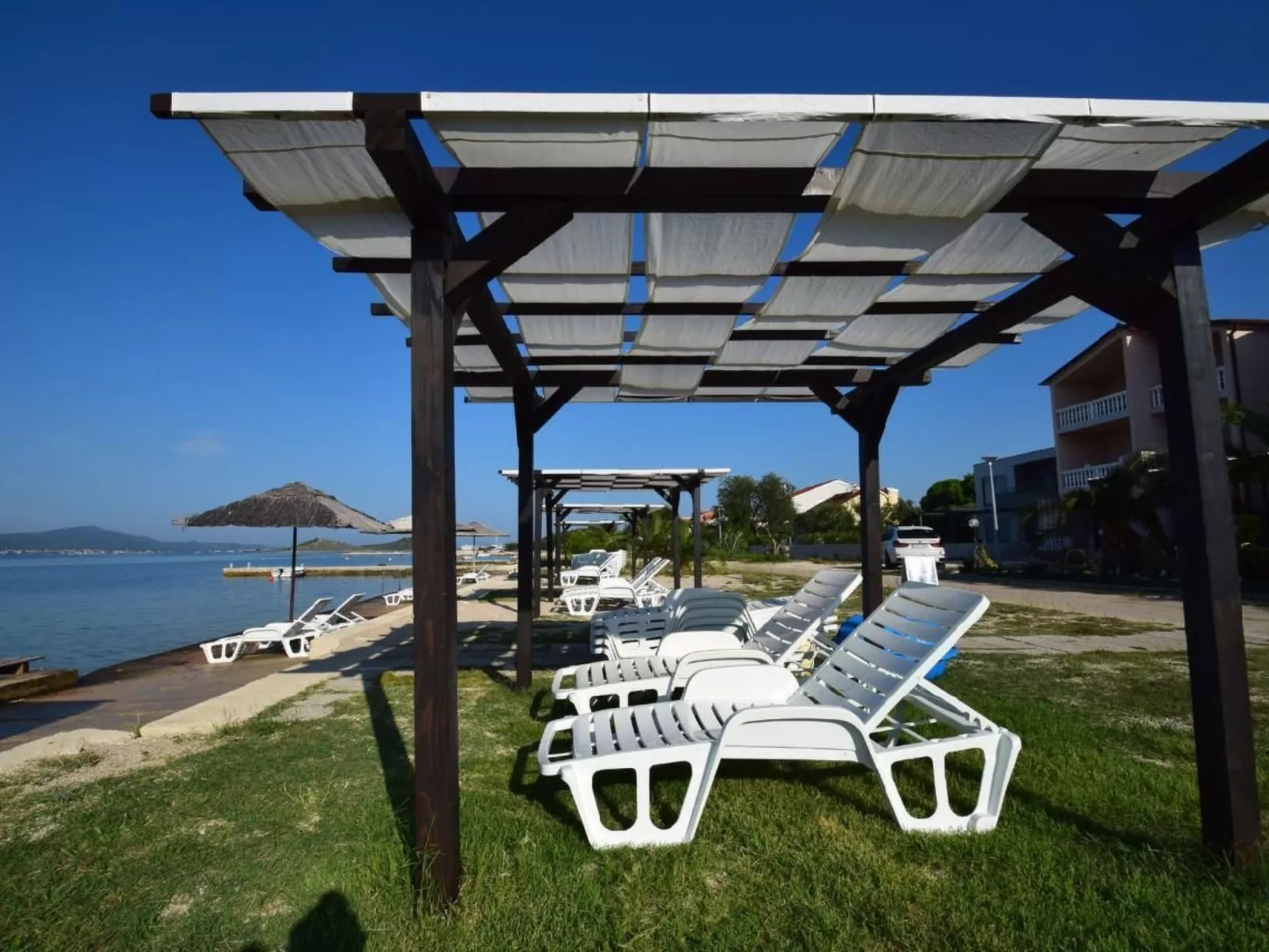 In Turanj mit Grill und Terrasse-Draußen