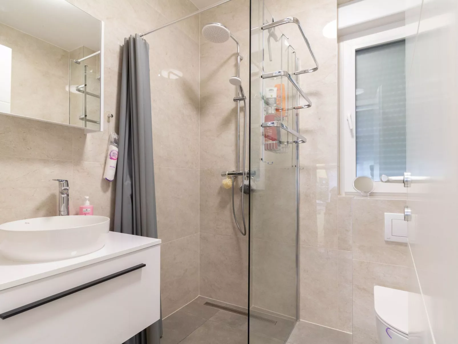 Wohnung Vita Mare mit Pool - Agentur TA Leut-Dedans