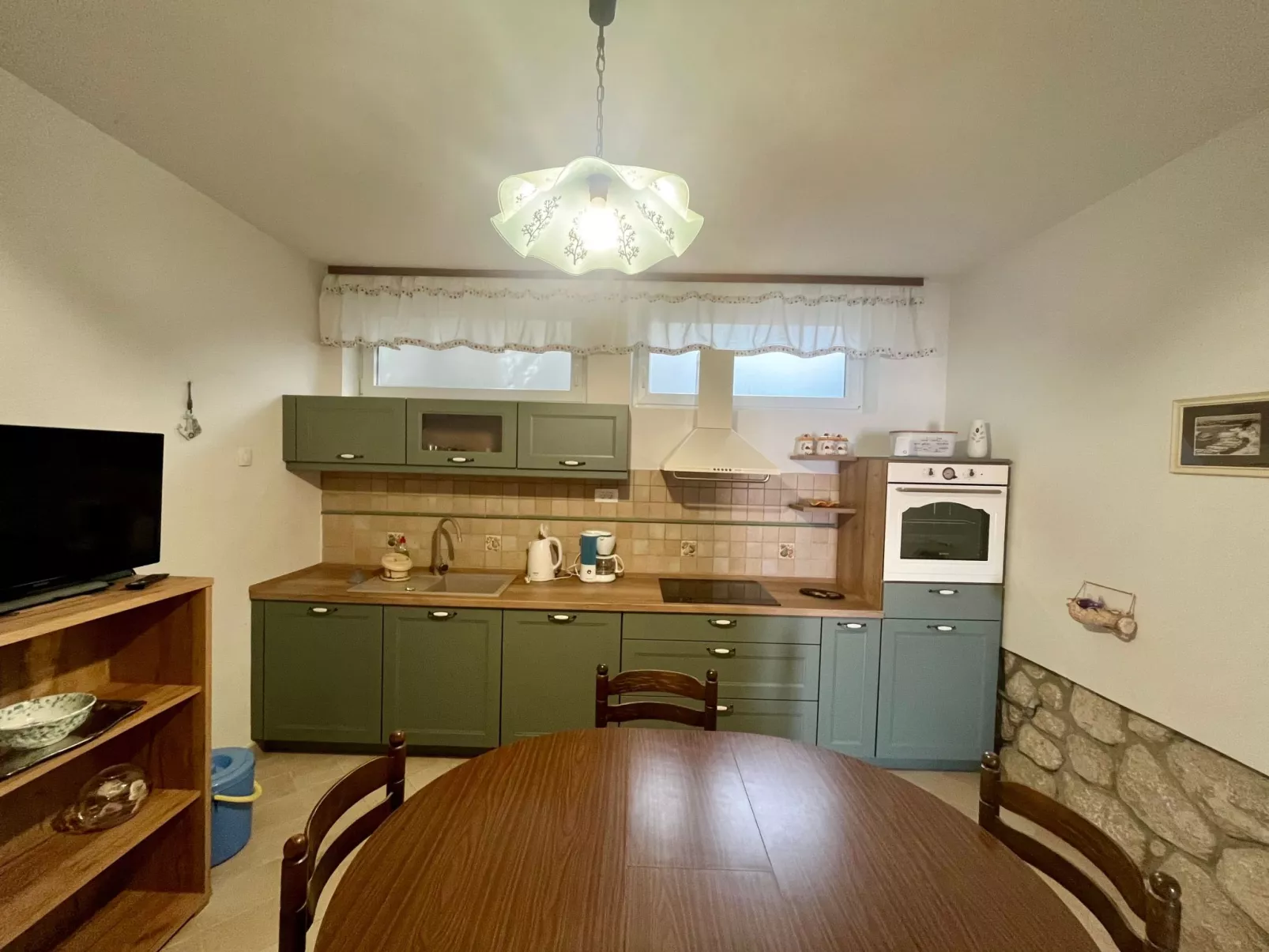 Gemütliches Appartement in Dramalj mit Schöner Terrasse und Meerblick-Inside