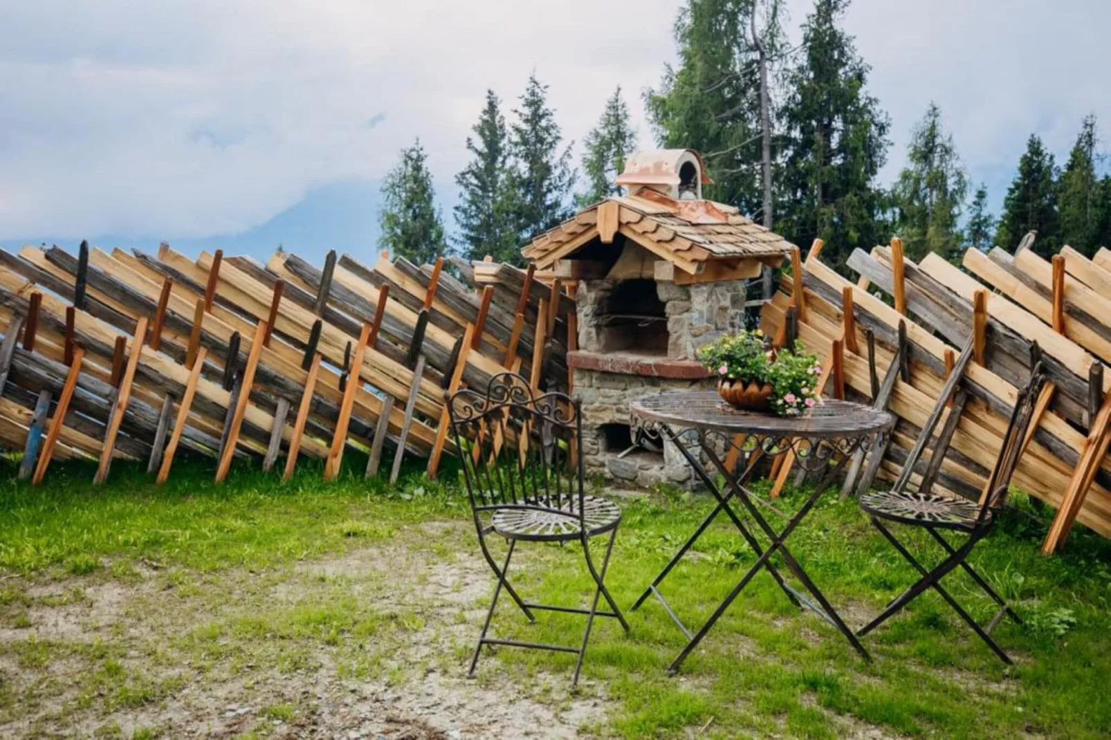 Chalet Vierlauchen-Terrace balcony