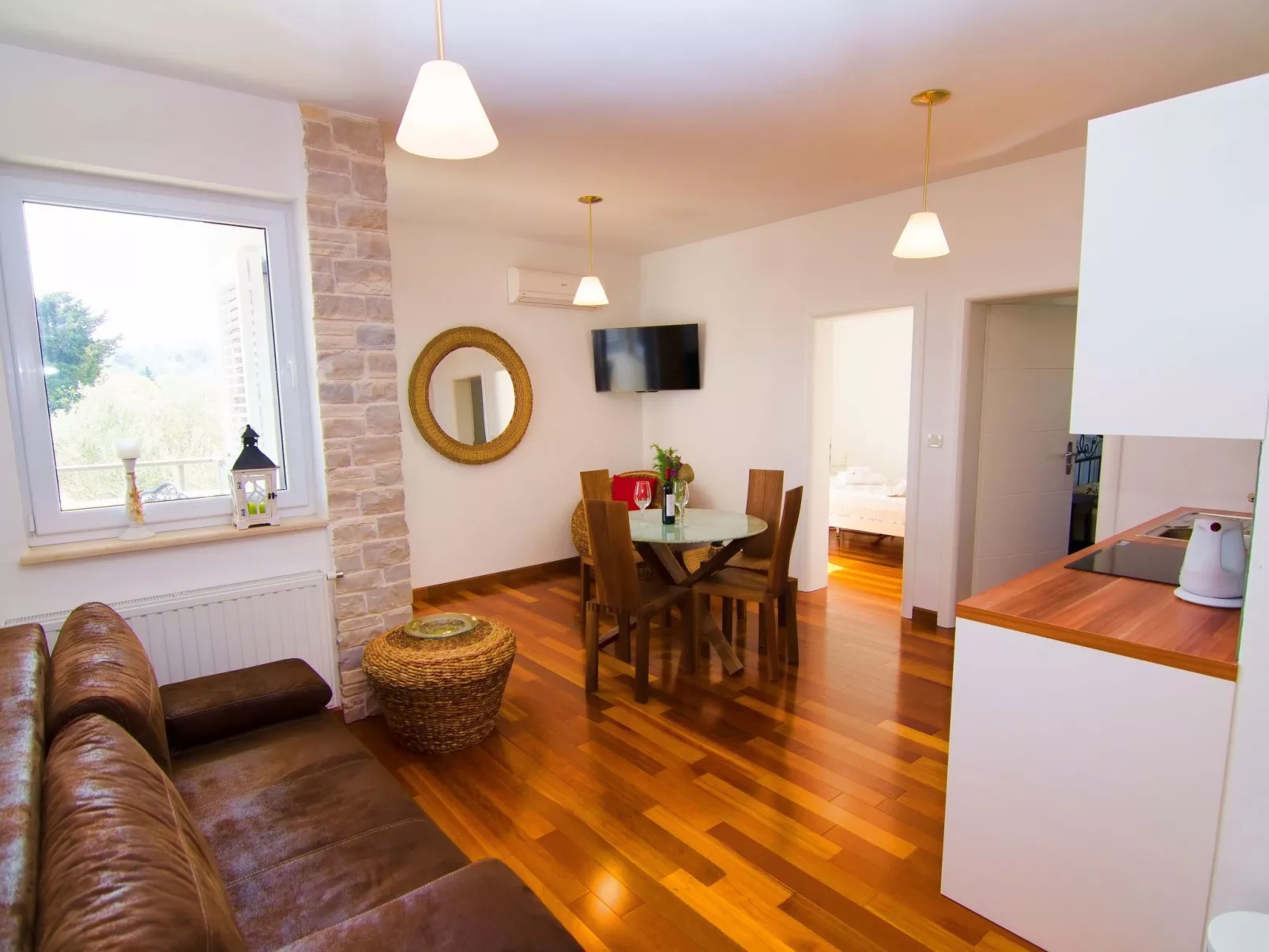 Wohnung für 2, Schwimmbad-Drinnen