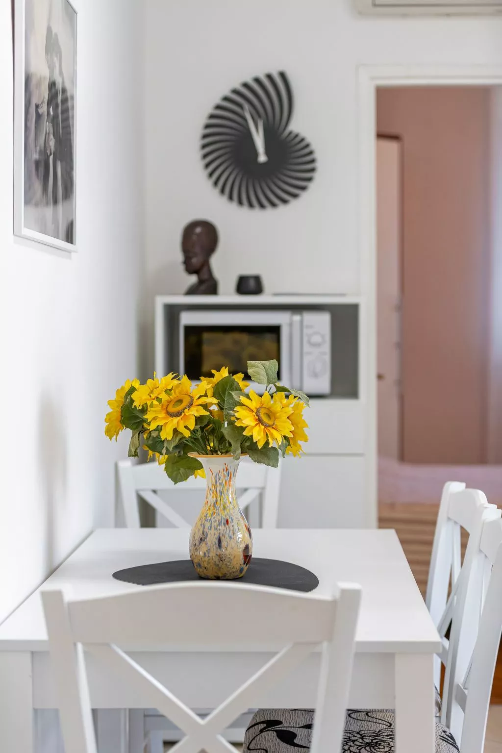 Ivona mit Terrasse und Außendusche-Dedans