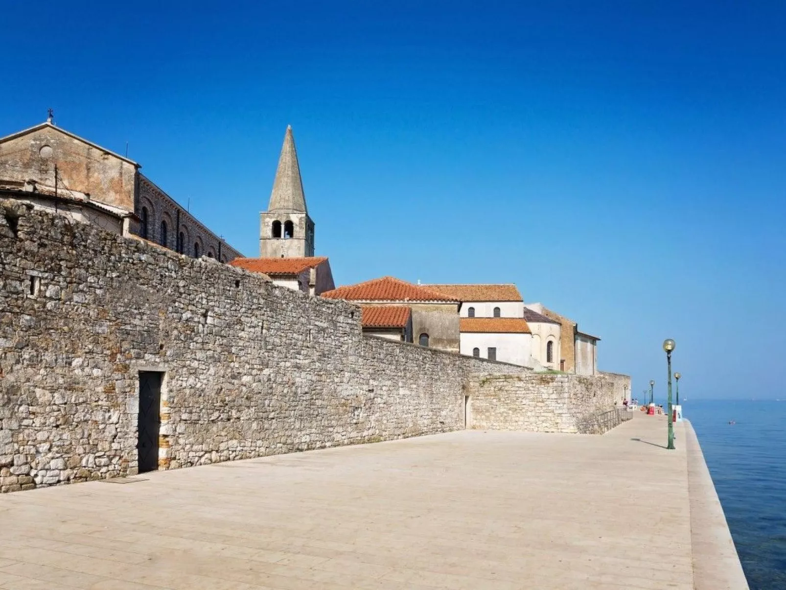 Piazzetta Premium-Dehors