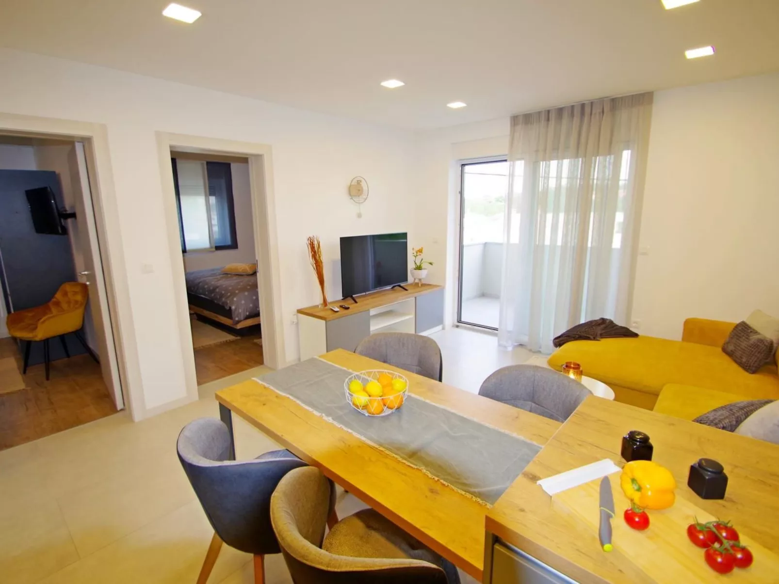 "Cala" mit Balkon-Drinnen