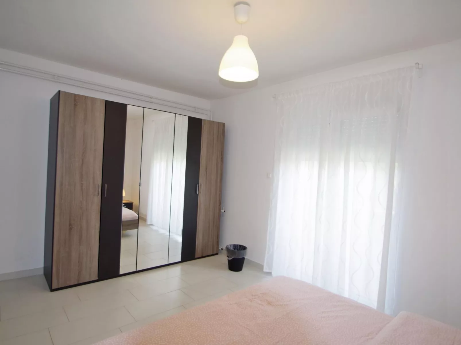 In Rakalj mit privatem Parkplatz-Drinnen