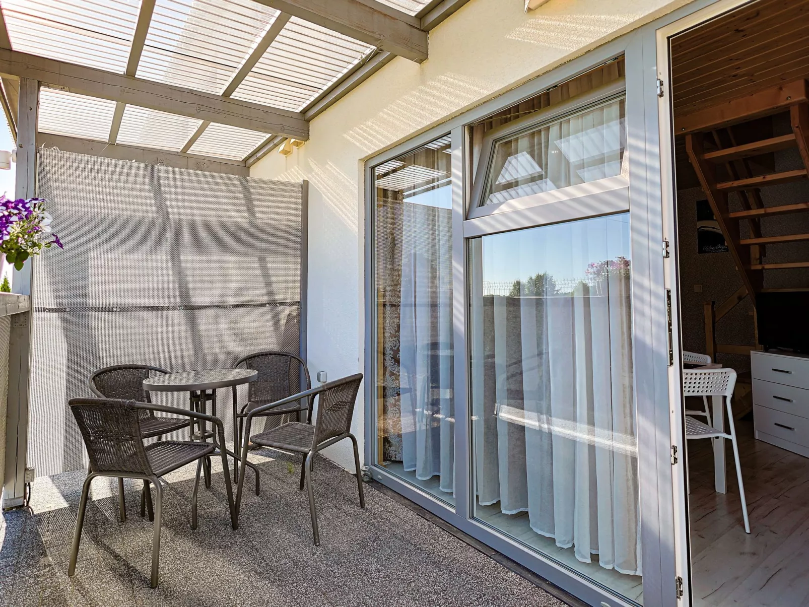 Wohnung "Aurora 2" z tarasem-Drinnen