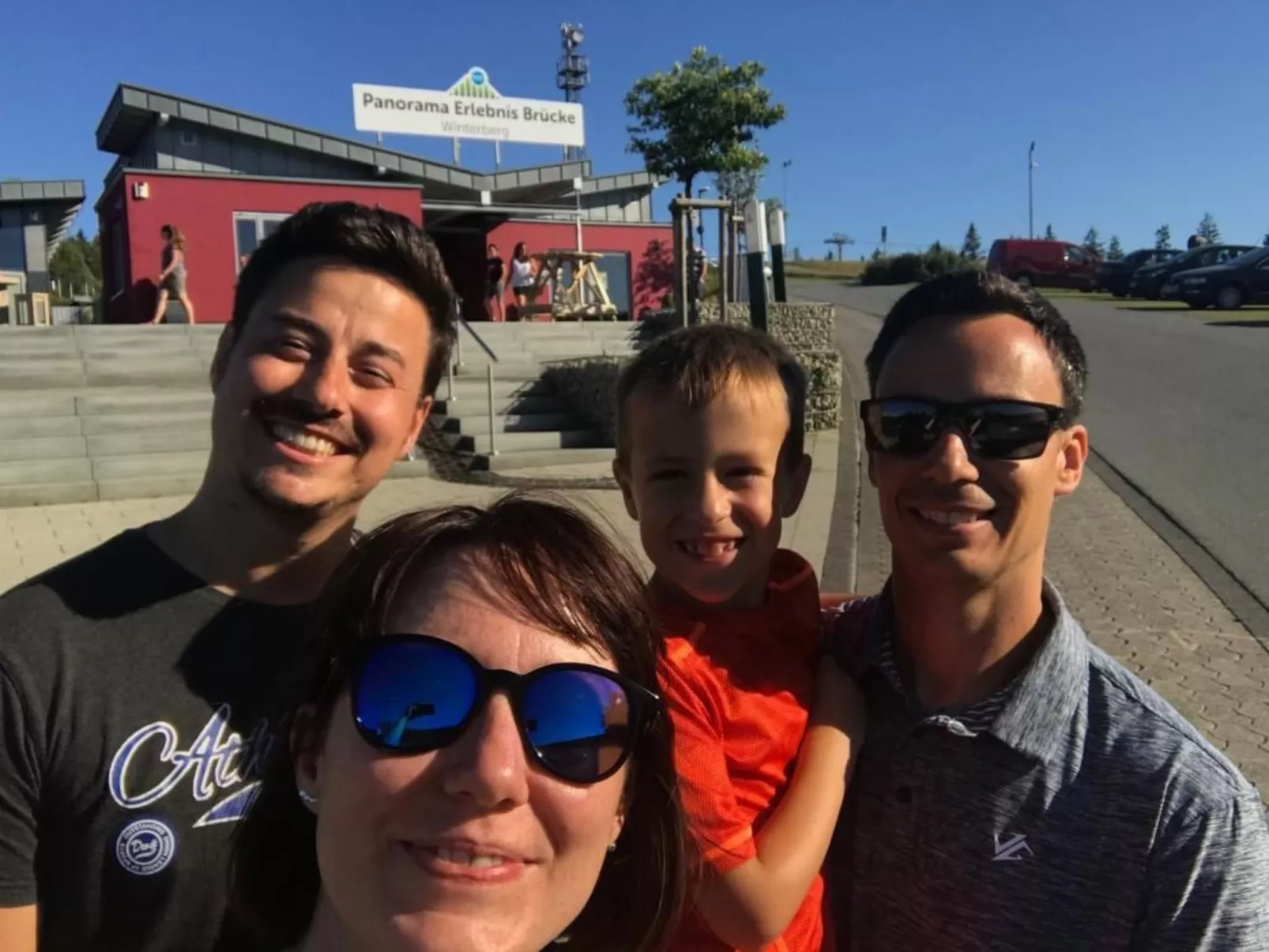 Berg- und Seeblick am Hillebachsee-Dedans