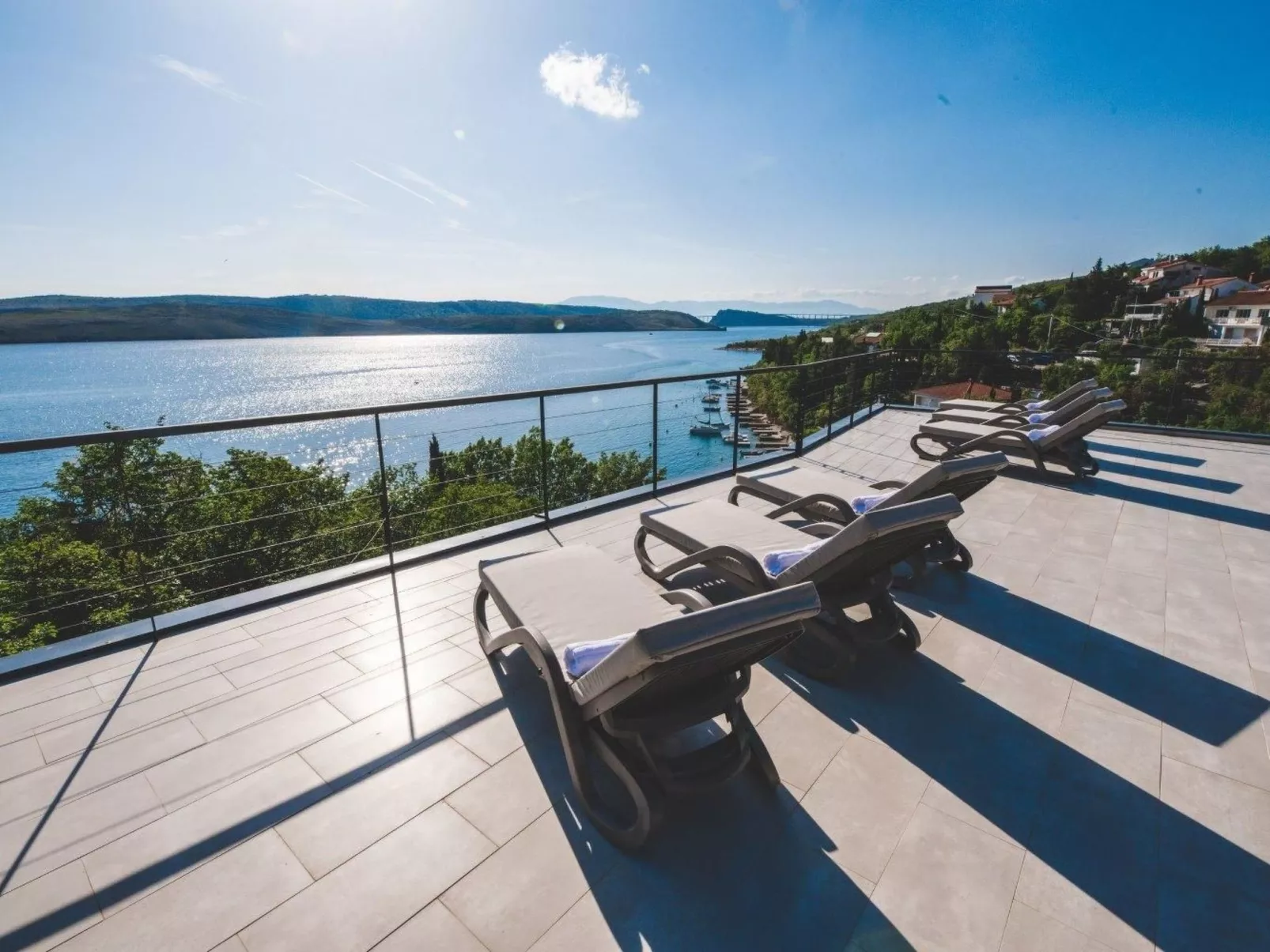 Für 7 Personen und 1 Kind-Outside