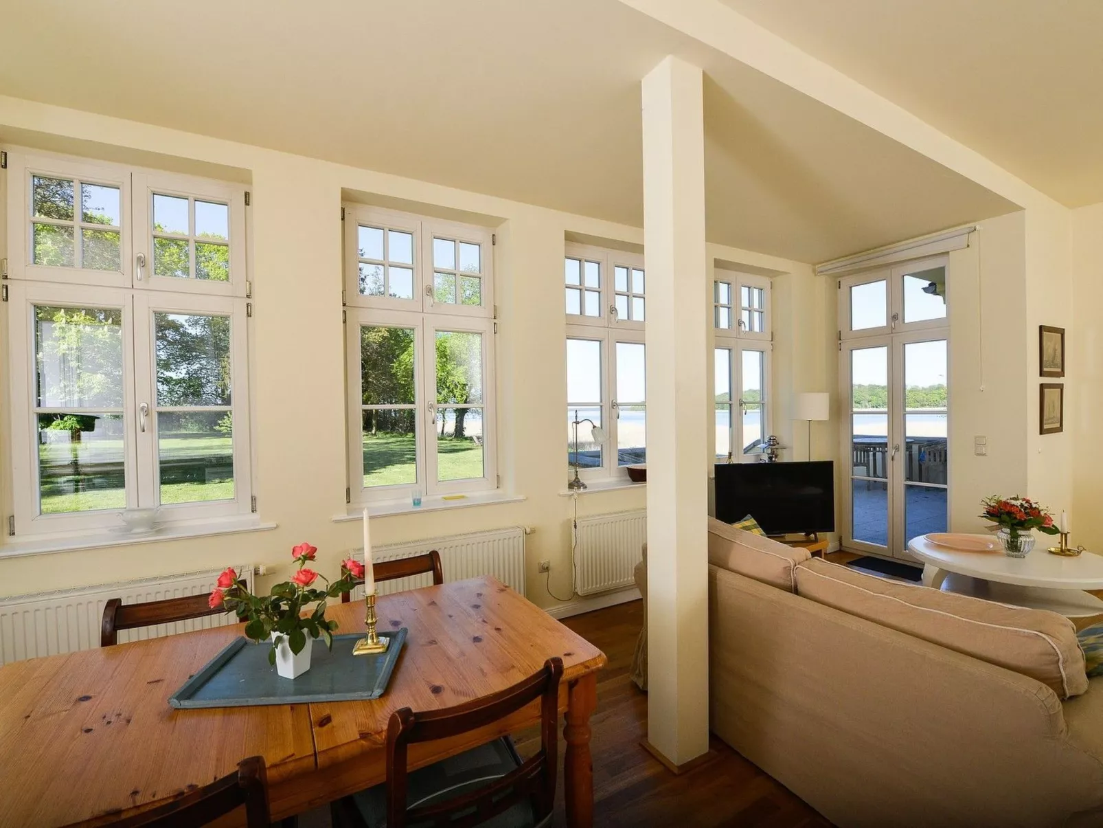 Wohnung im ersten Obergeschoss des Gutshauses-Inside