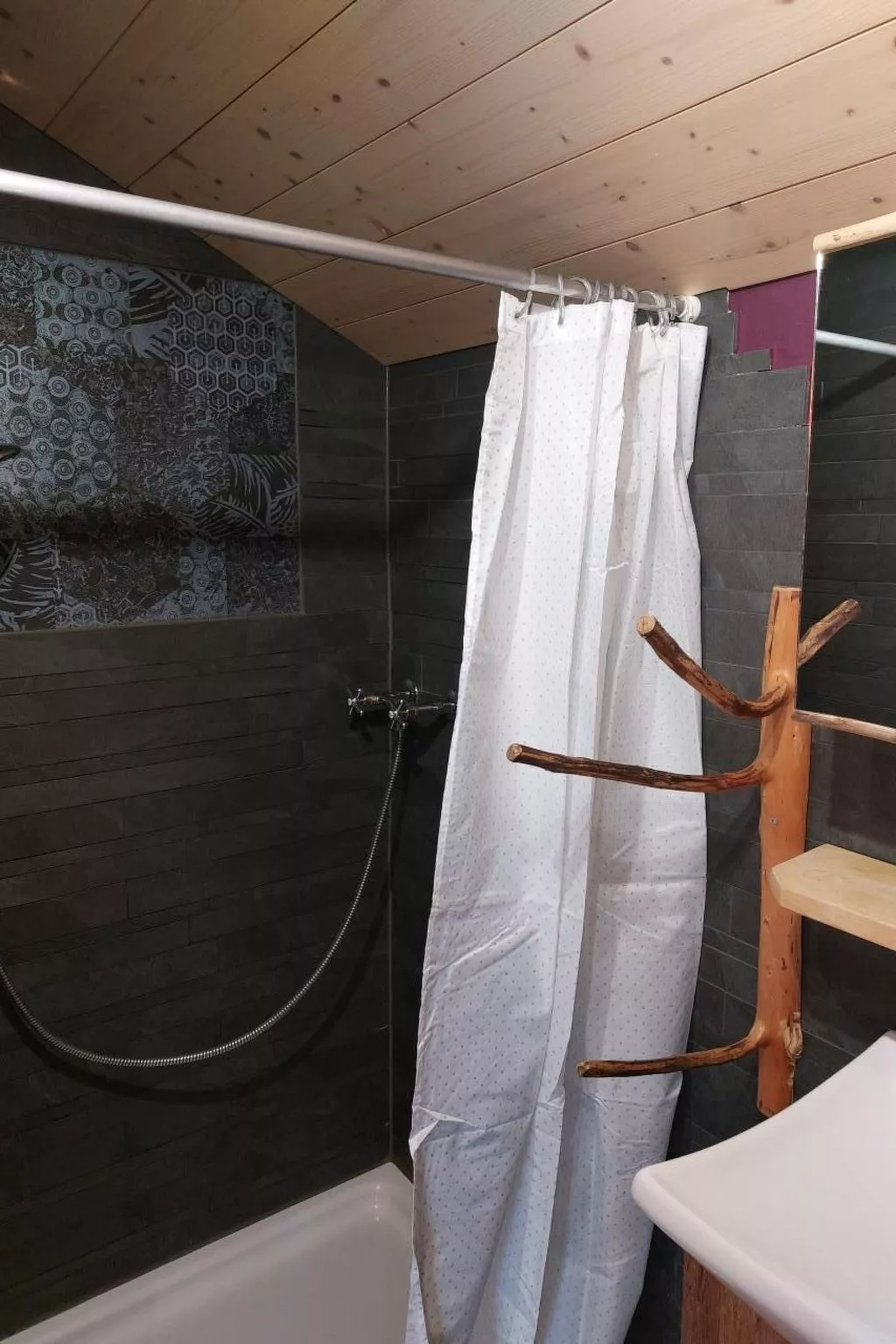 Einzigartige Holzhütte mit Bergpanorama-Dedans