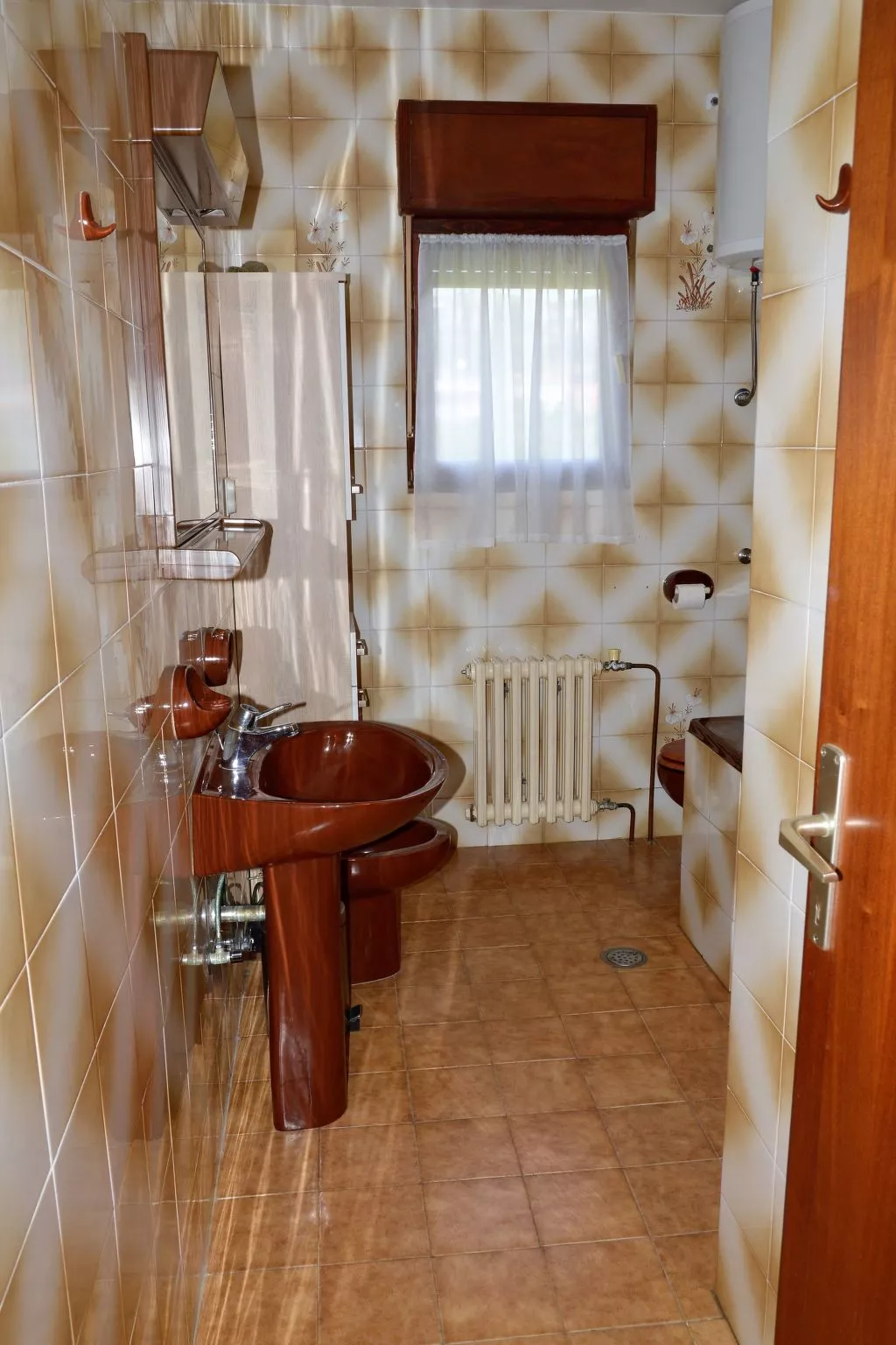 Schöne Wohnung in Poljica mit privatem Parkplatz-Inside