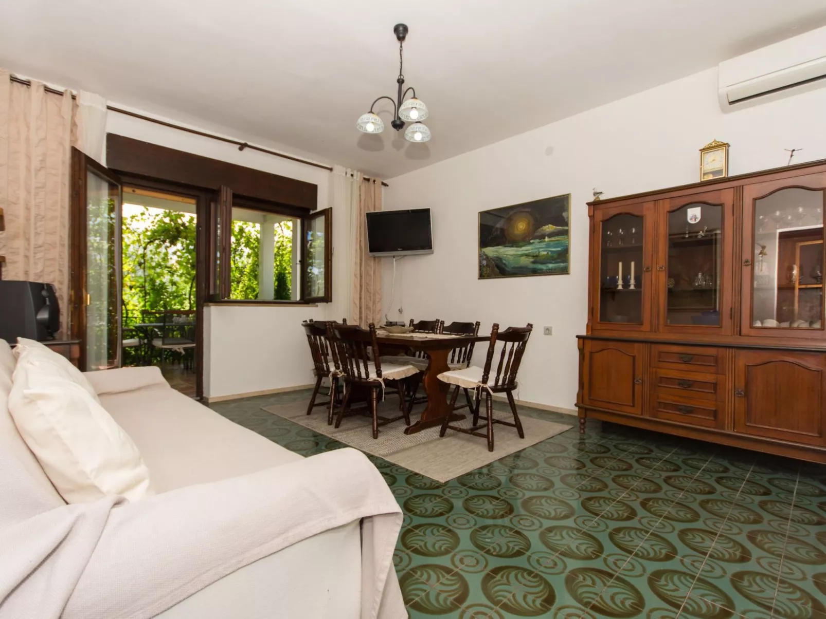 Wohnung "Lorenzo" mit Terrasse-Dedans