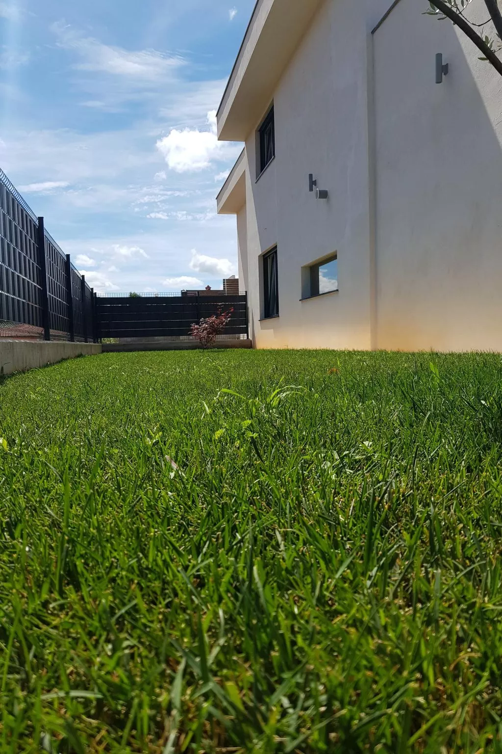 Mit privatem Pool in Ruhiger lage.-Draußen