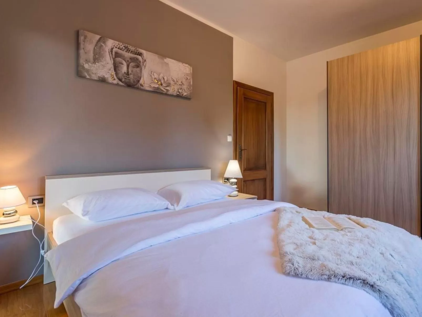 Villa Anavi mit privatem Pool und großem Garten-Drinnen