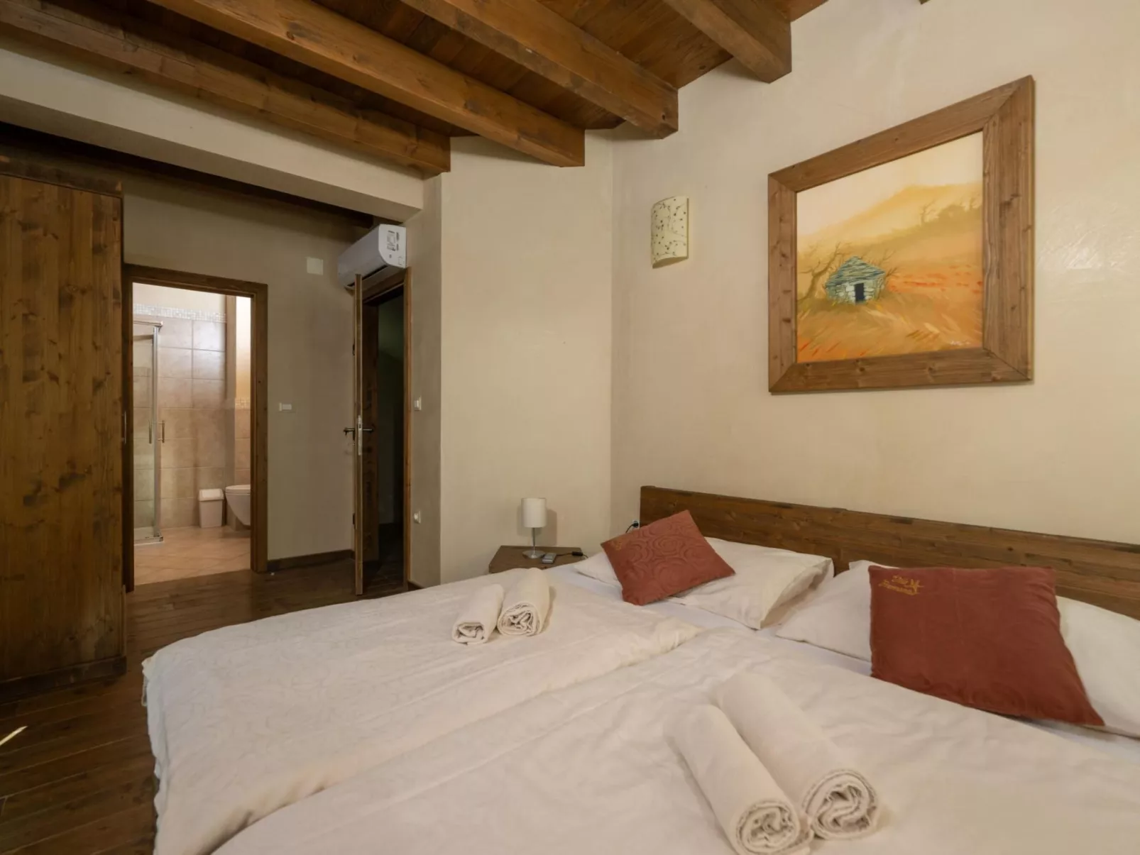 Villa Nocciola mit 6 Schlafzimmern in Meeresnähe-Dedans