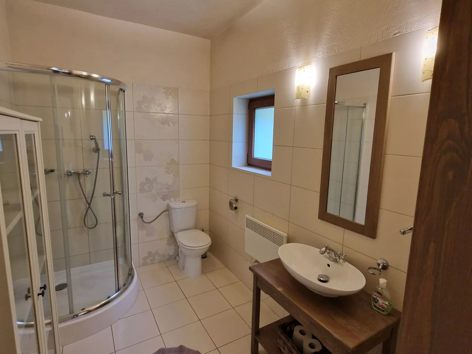 Haus am See mit Sauna-Image-tags.info