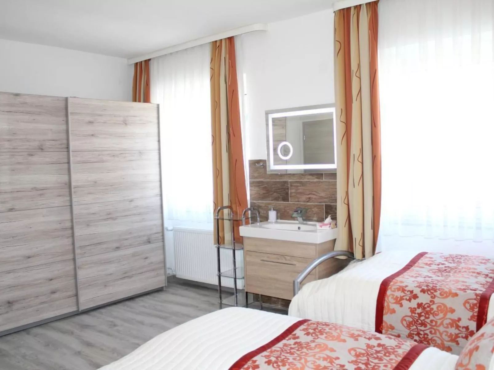 Modernes Ferienhaus in Daun-Dedans