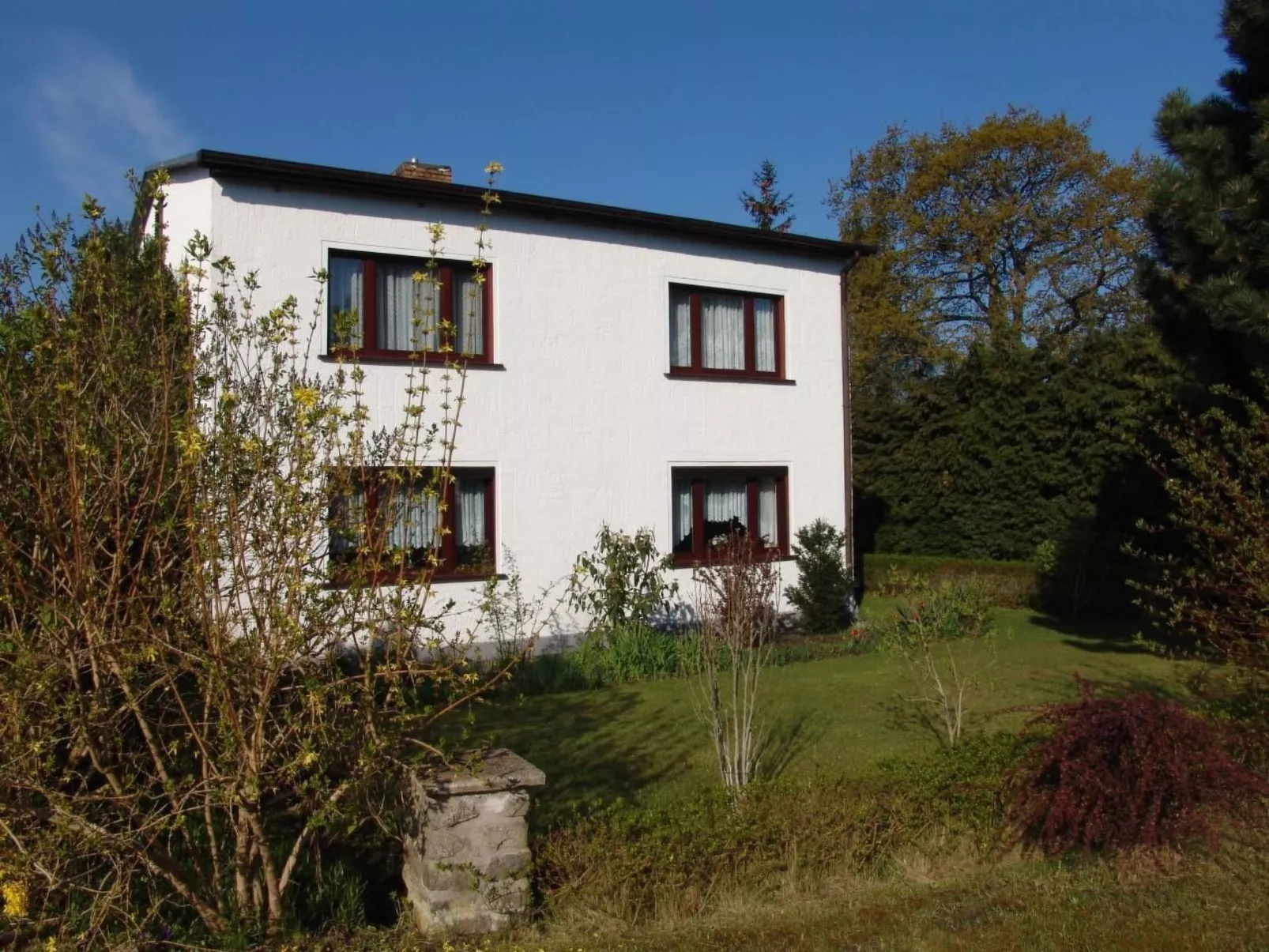 Uns Oellernhuus-Dedans