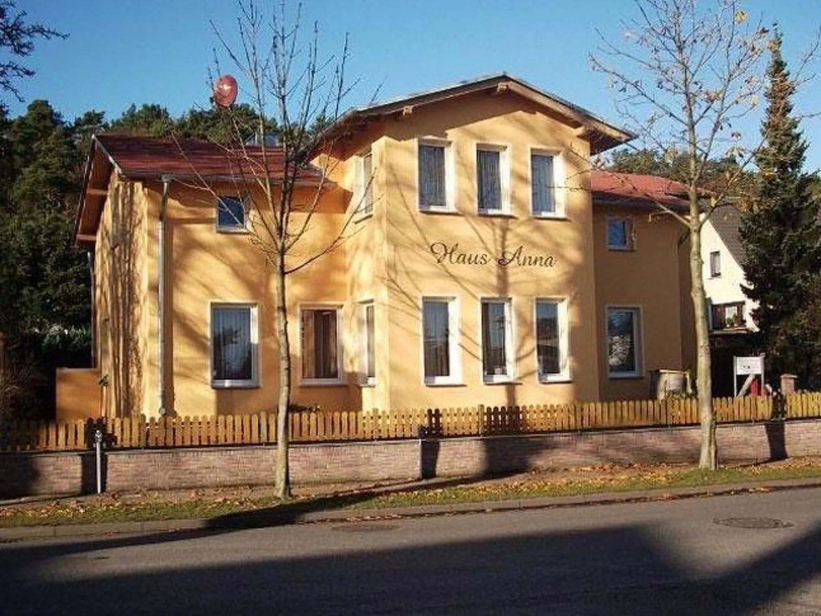 Kleine, frisch renovierte Zwei-Zimmerwohnung-Inside