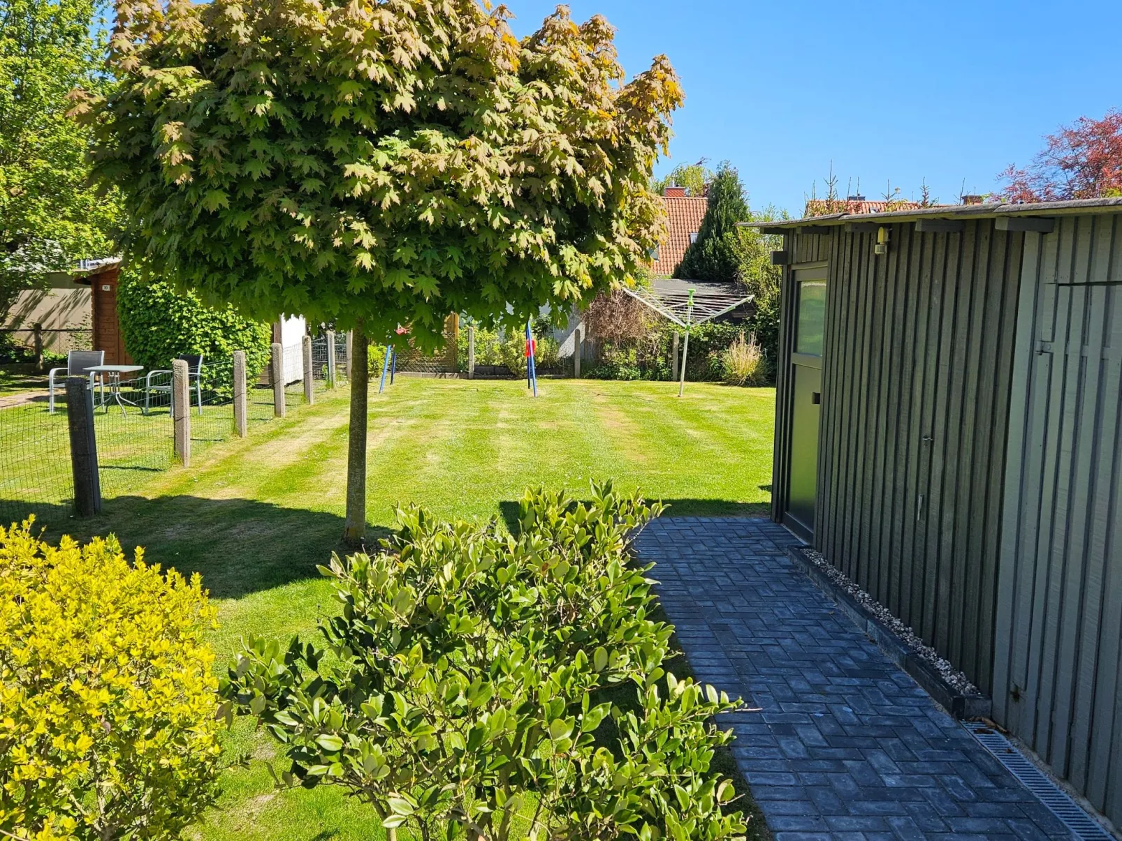 Andy Kellenhusen-Outside