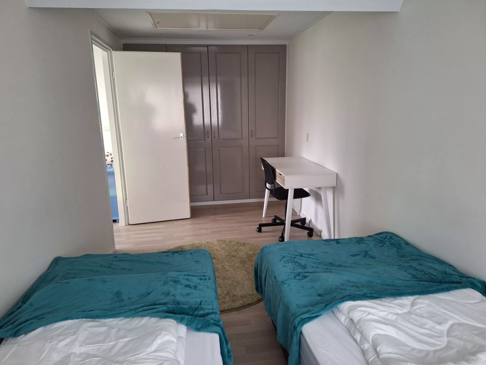 Für 6 Personen-Inside