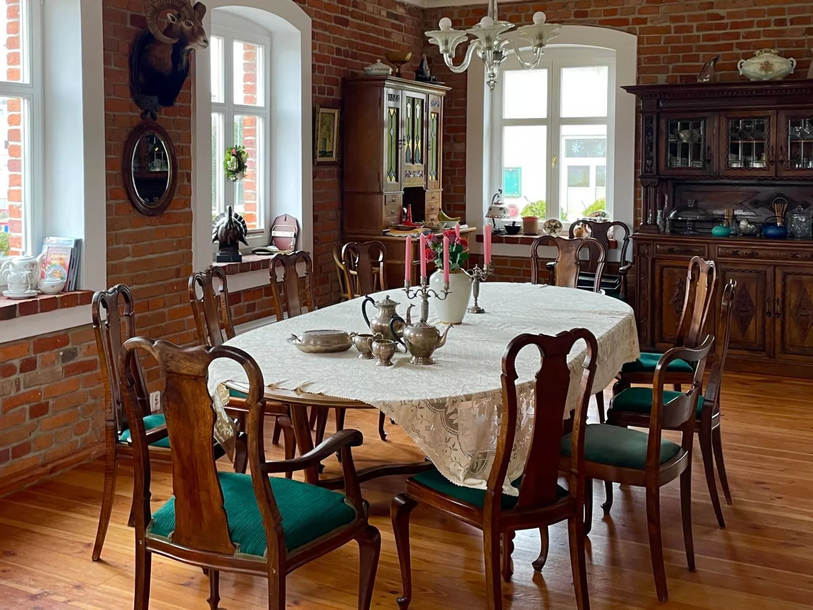 Anwesen mit Garten, Grill und Terrasse-Dedans