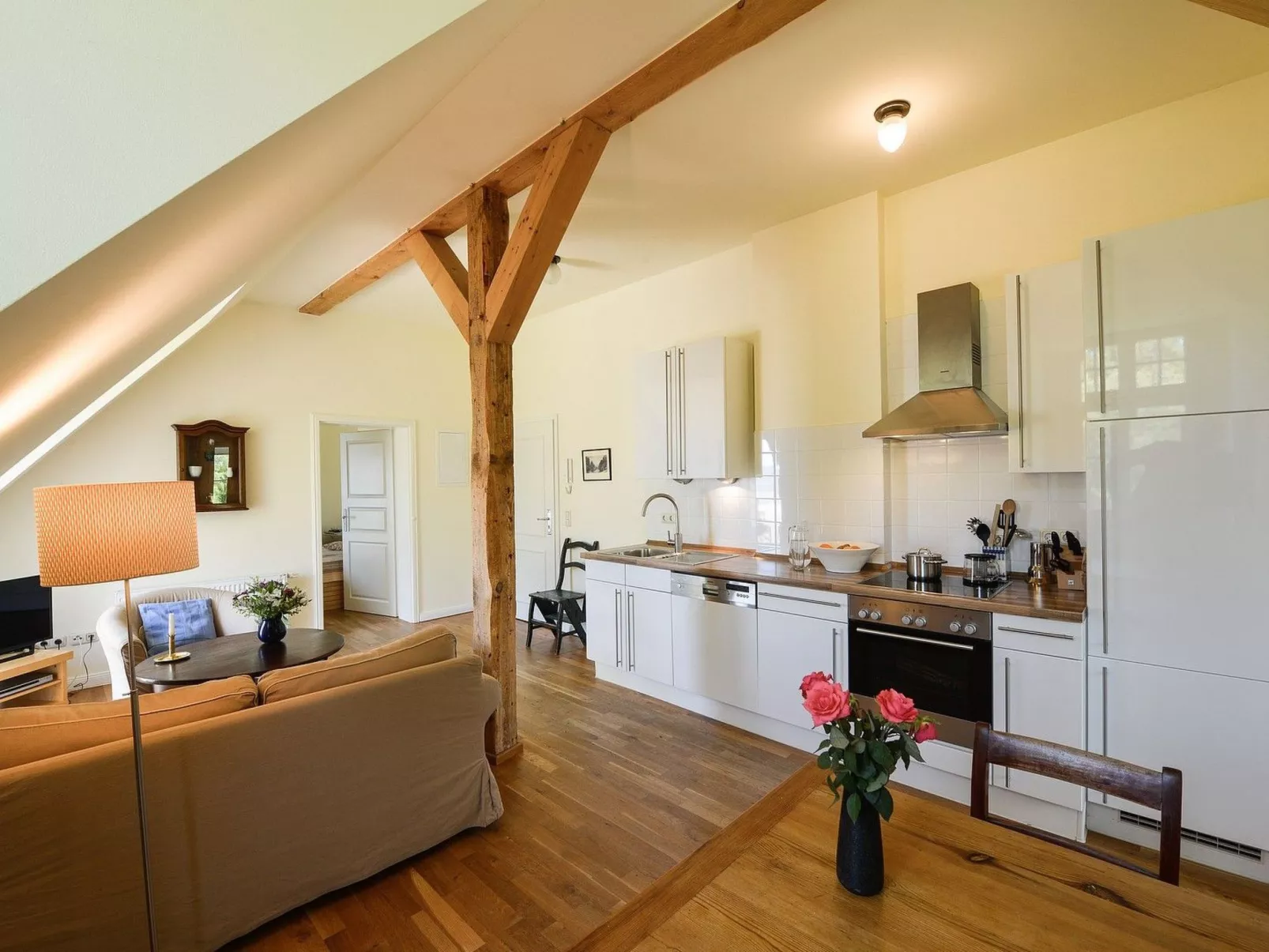 Wohnung im zweiten Obergeschoss des Gutshauses-Dedans