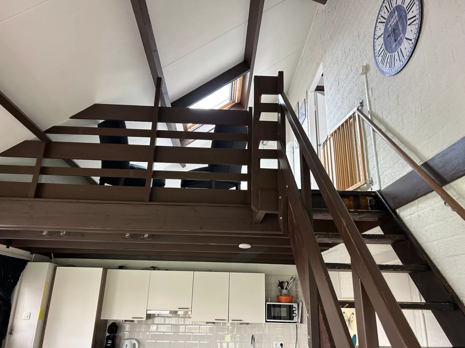 Gemütliche Hütte-Inside