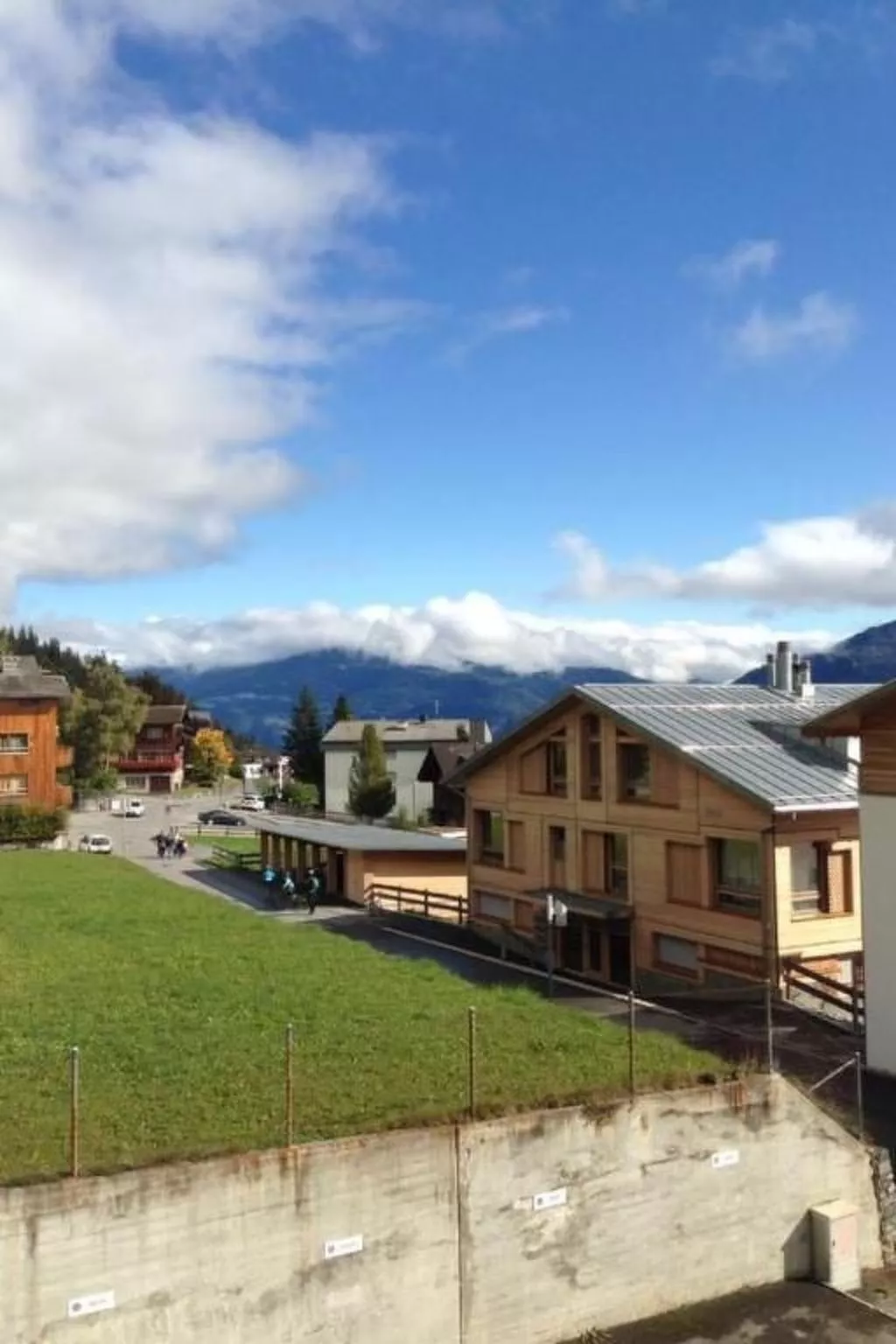 Zundra Klarenbeek-Image-tags.info