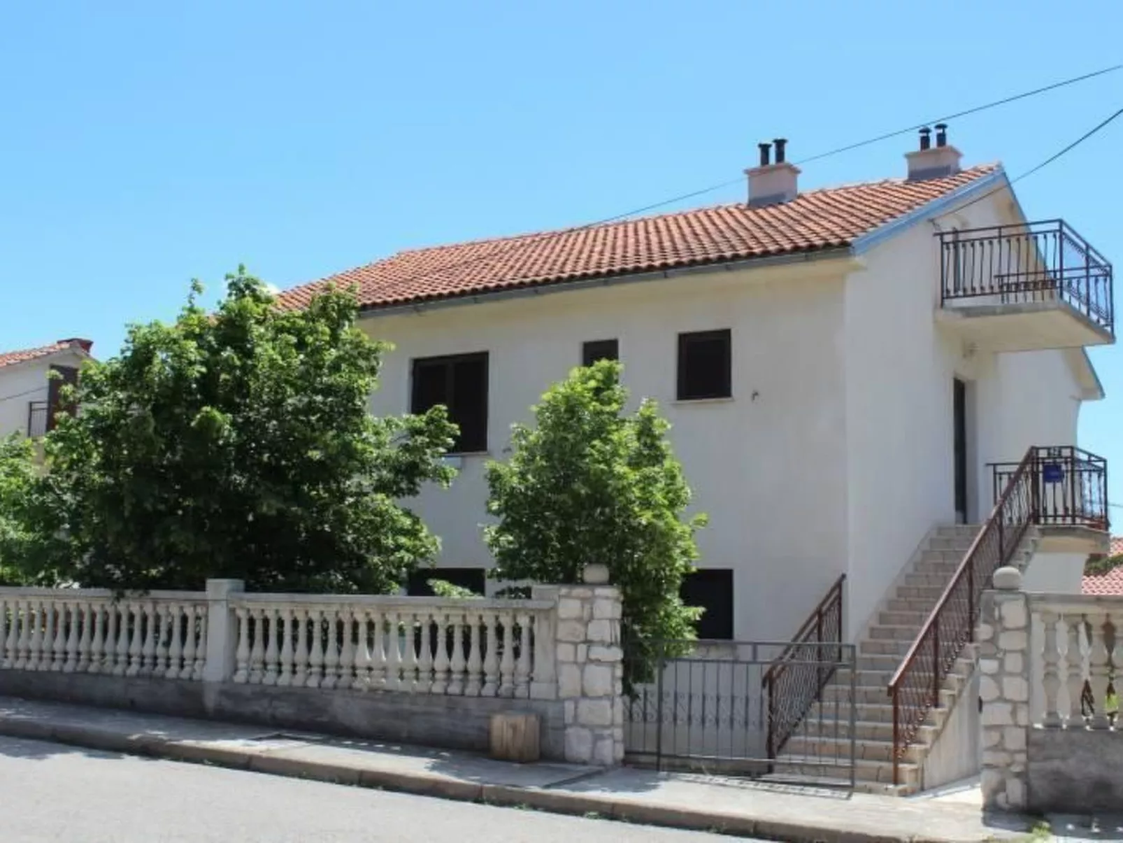 Wohnung "Marin Mataija" mit Blick auf das Wasser-Outside