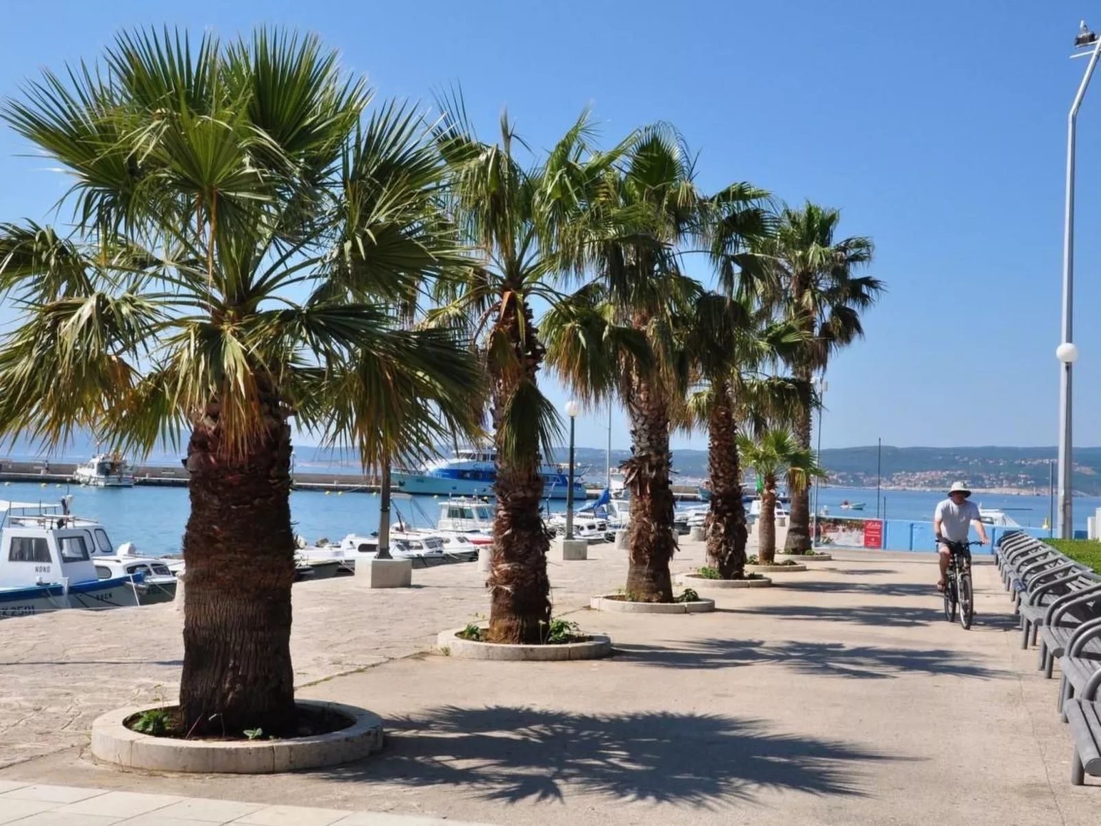Wohnung mit Terrasse und Meerblick-Inside