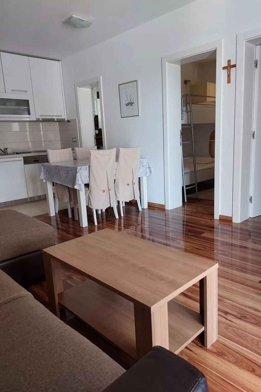 Wohnung "Dario" mit Balkon-Dedans