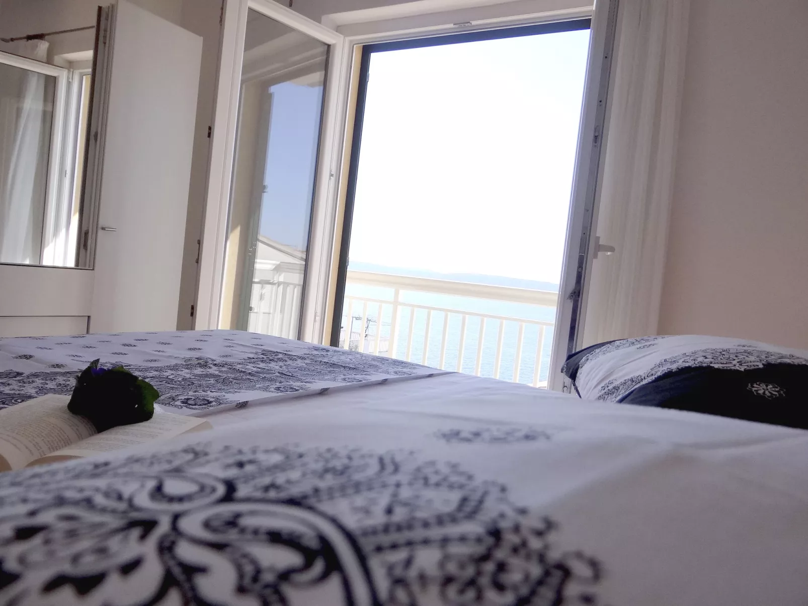 Beheizter Infinity-Pool, Appartement mit Meerblick 2-Dedans