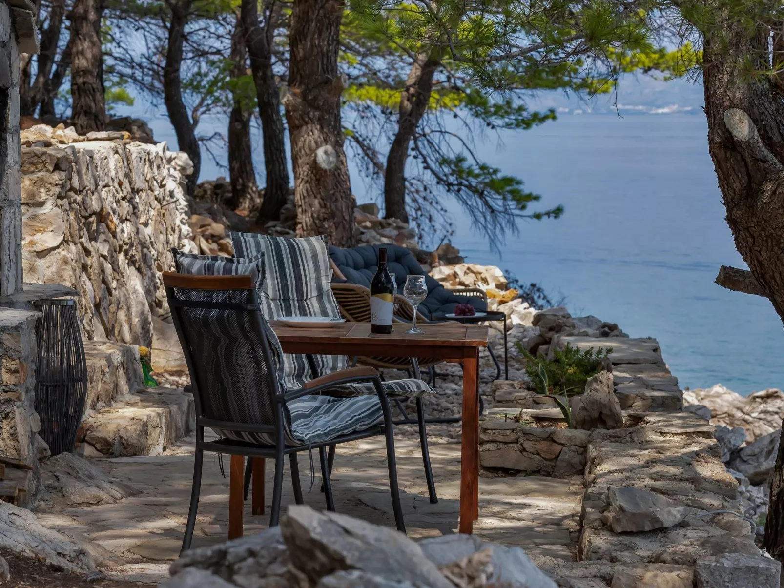 Haus in Općina Sućuraj mit Grill und Terrasse-Outside