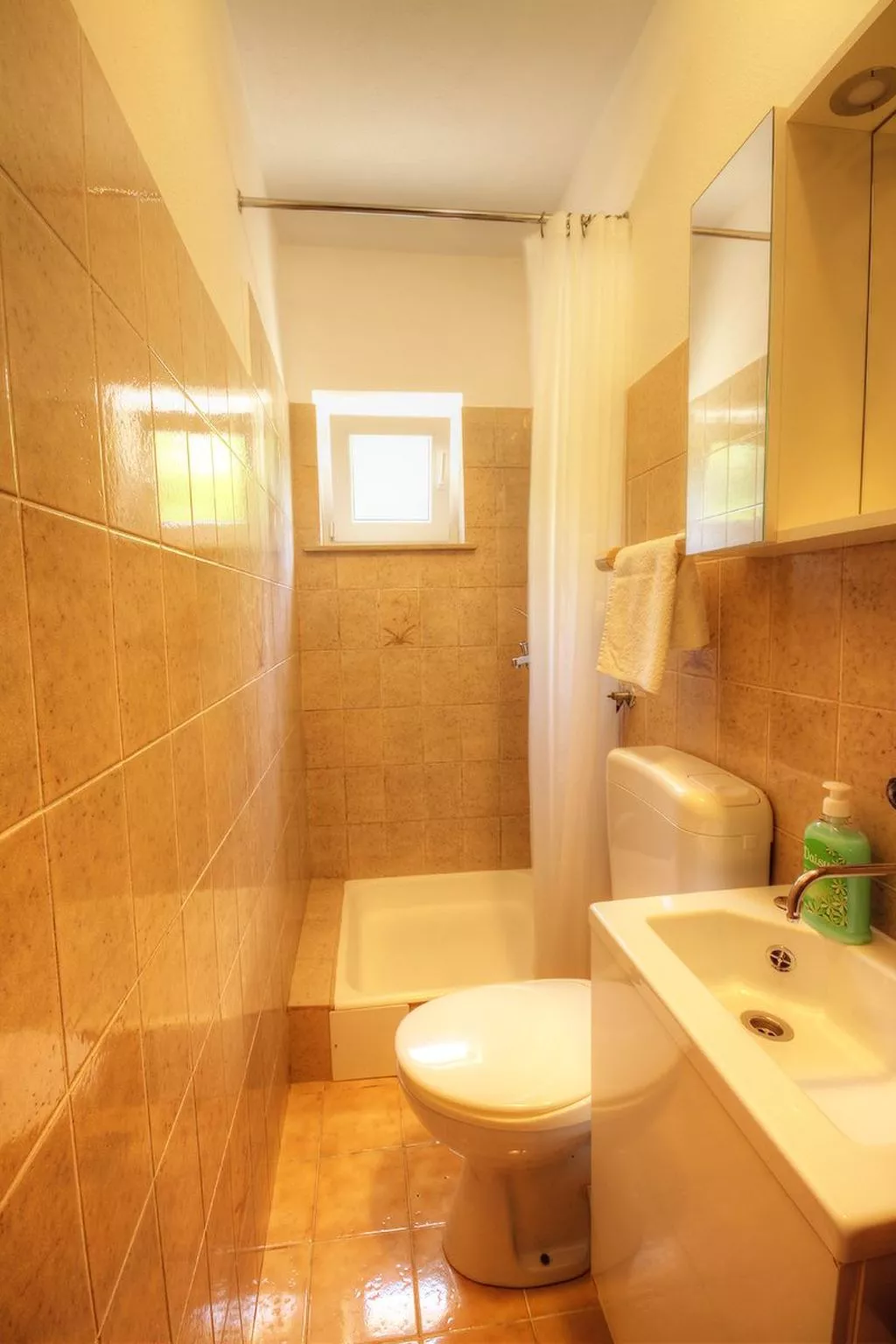 Gesamte Wohnung mit Terrasse und Meerblick-Inside