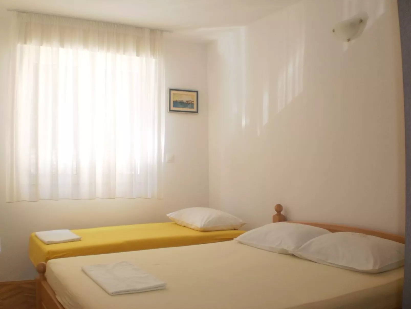 Moderne Ferienwohnung in Omiš mit Terrasse und Garten-Drinnen