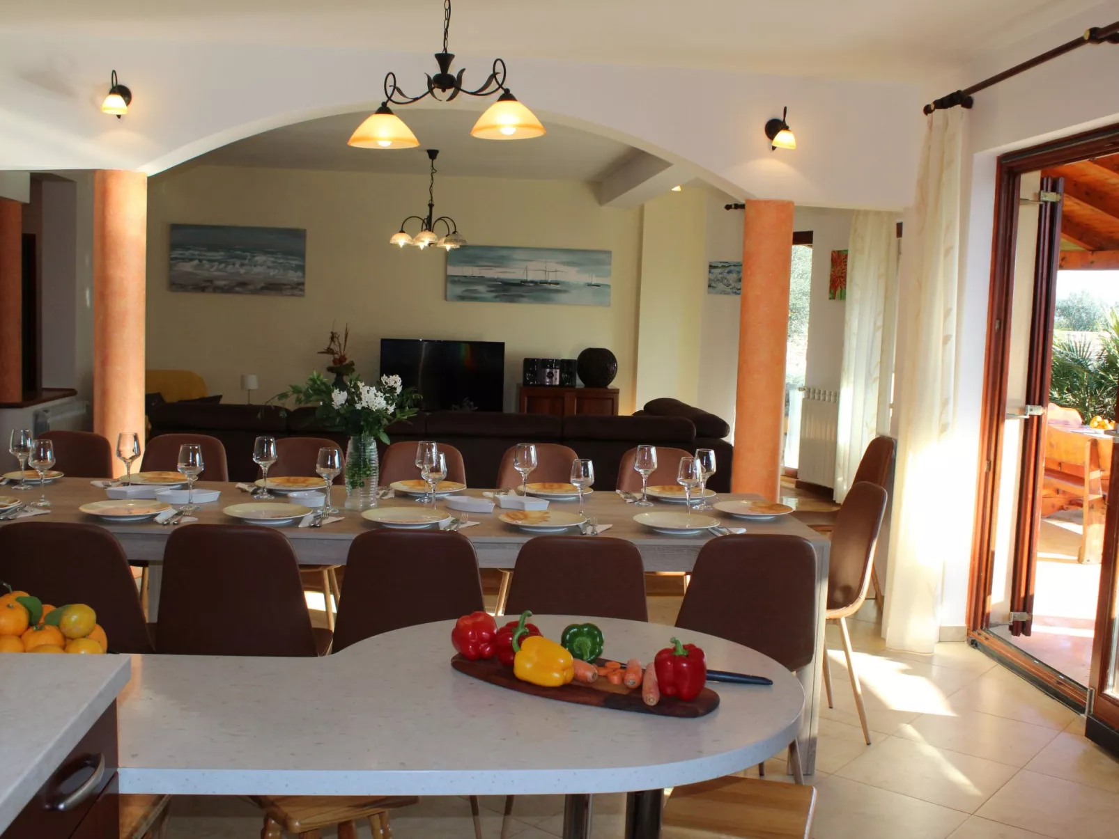 Gemütliches Ferienhaus mit Terrasse und Meerblick-Image-tags.info