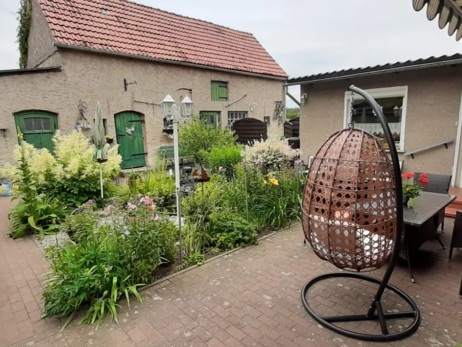 Am Apothekerberg-Inside