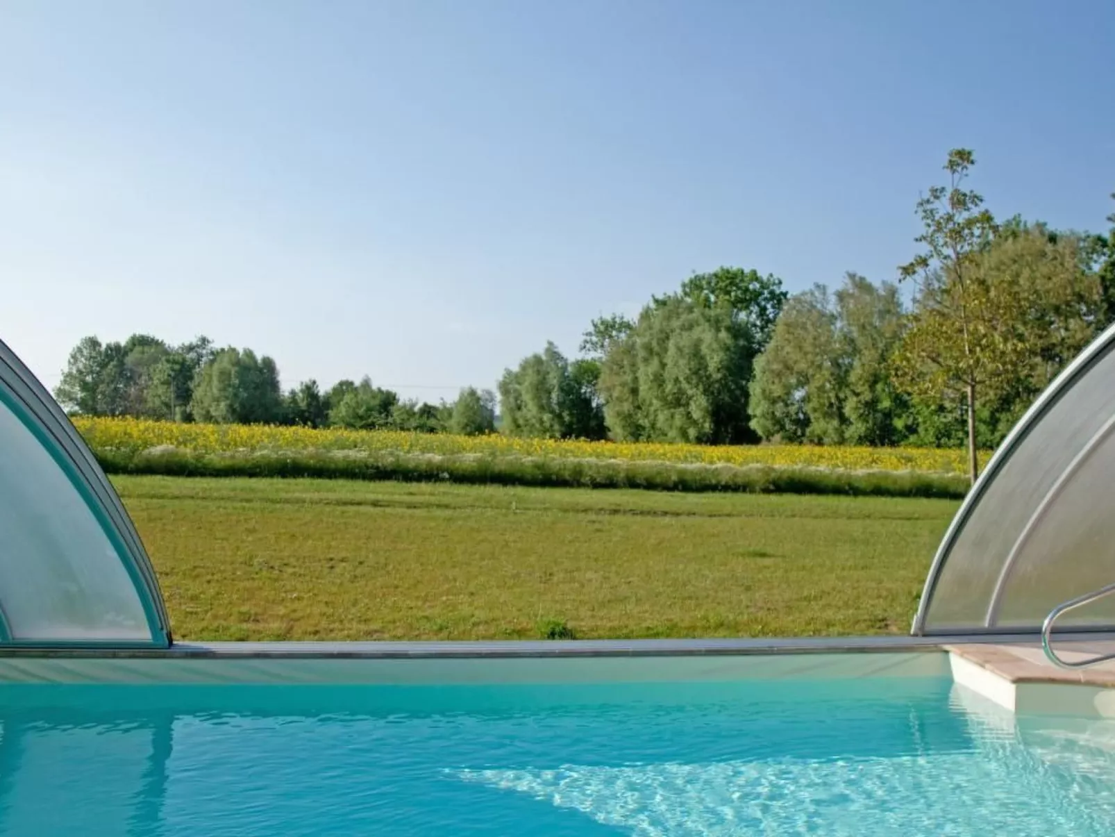 Duxcaar Villas-Drinnen