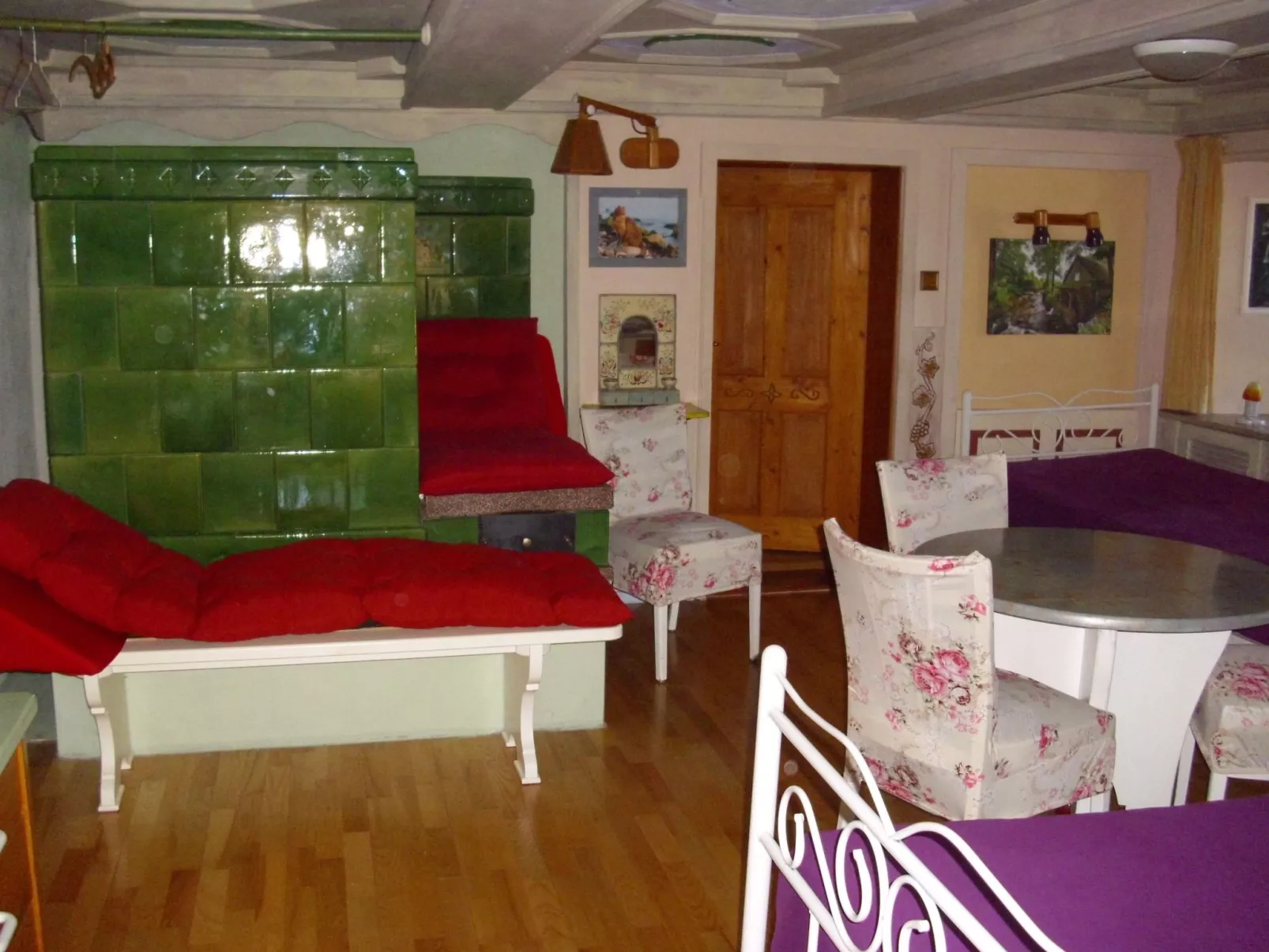 Wannenhof historisch - Drinnen