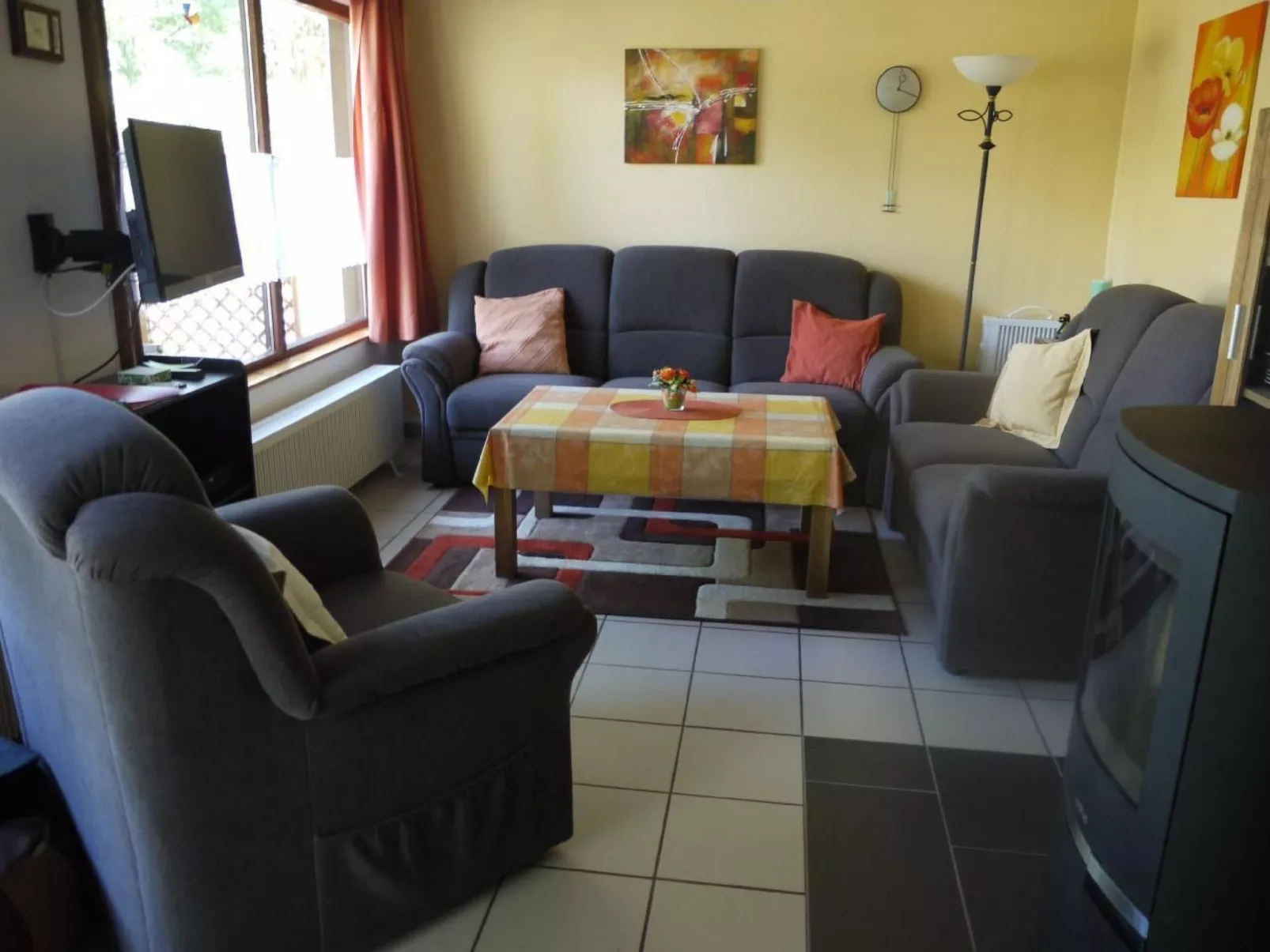 Gemütliches Haus im Feriendorf Silbersee-Dedans