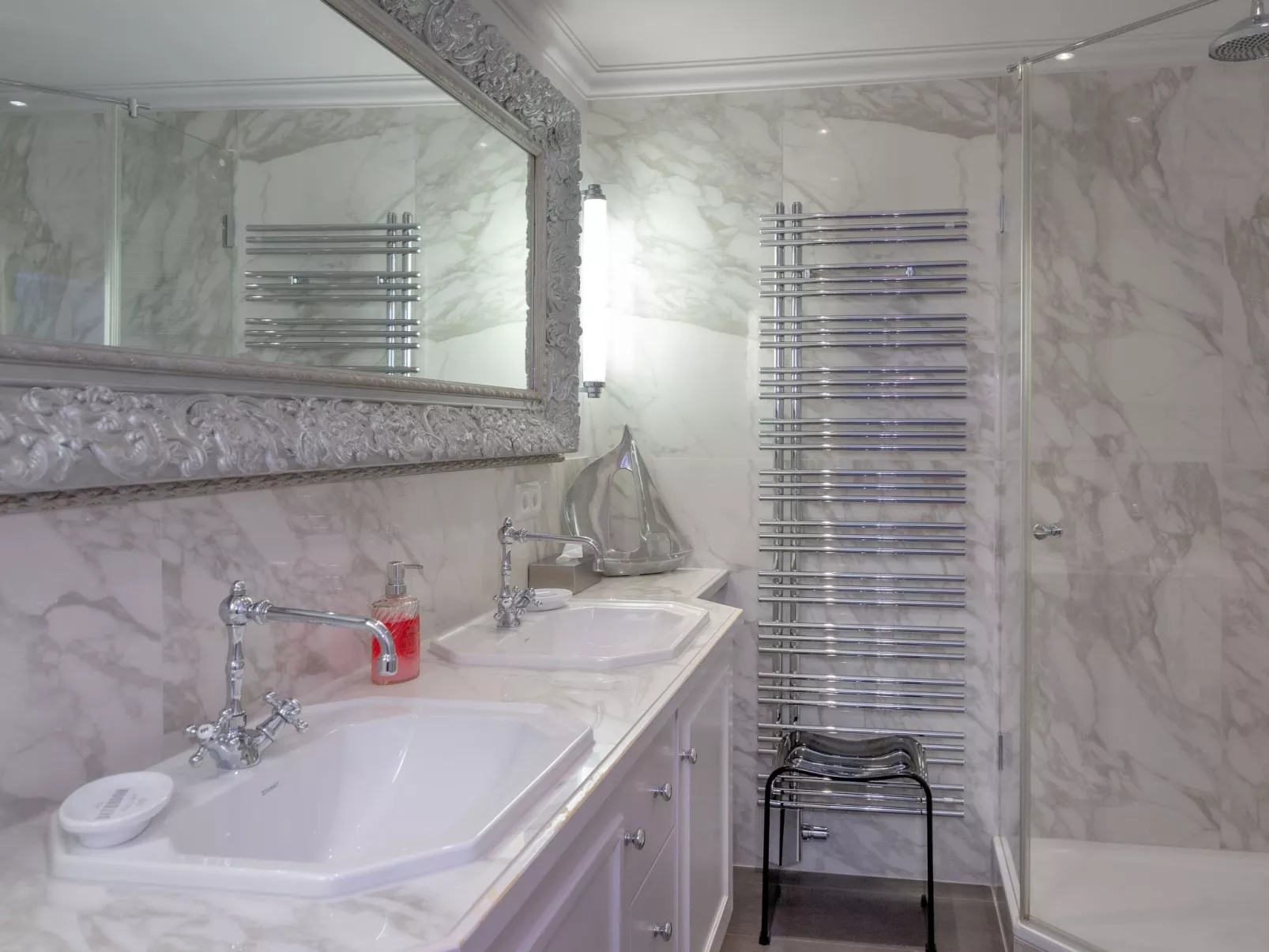 Wünderschöner Hausteil mit Garten-Inside