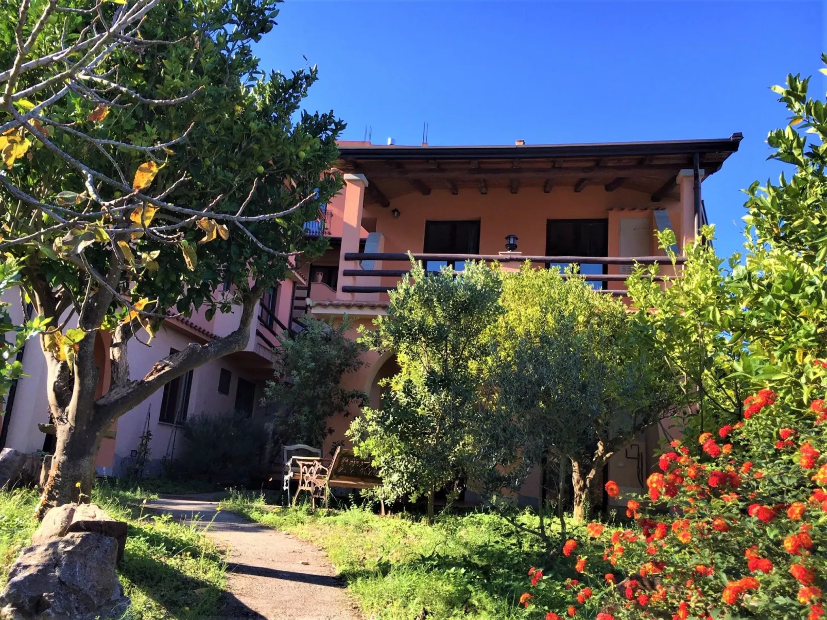 Orange Wohnung-Dehors