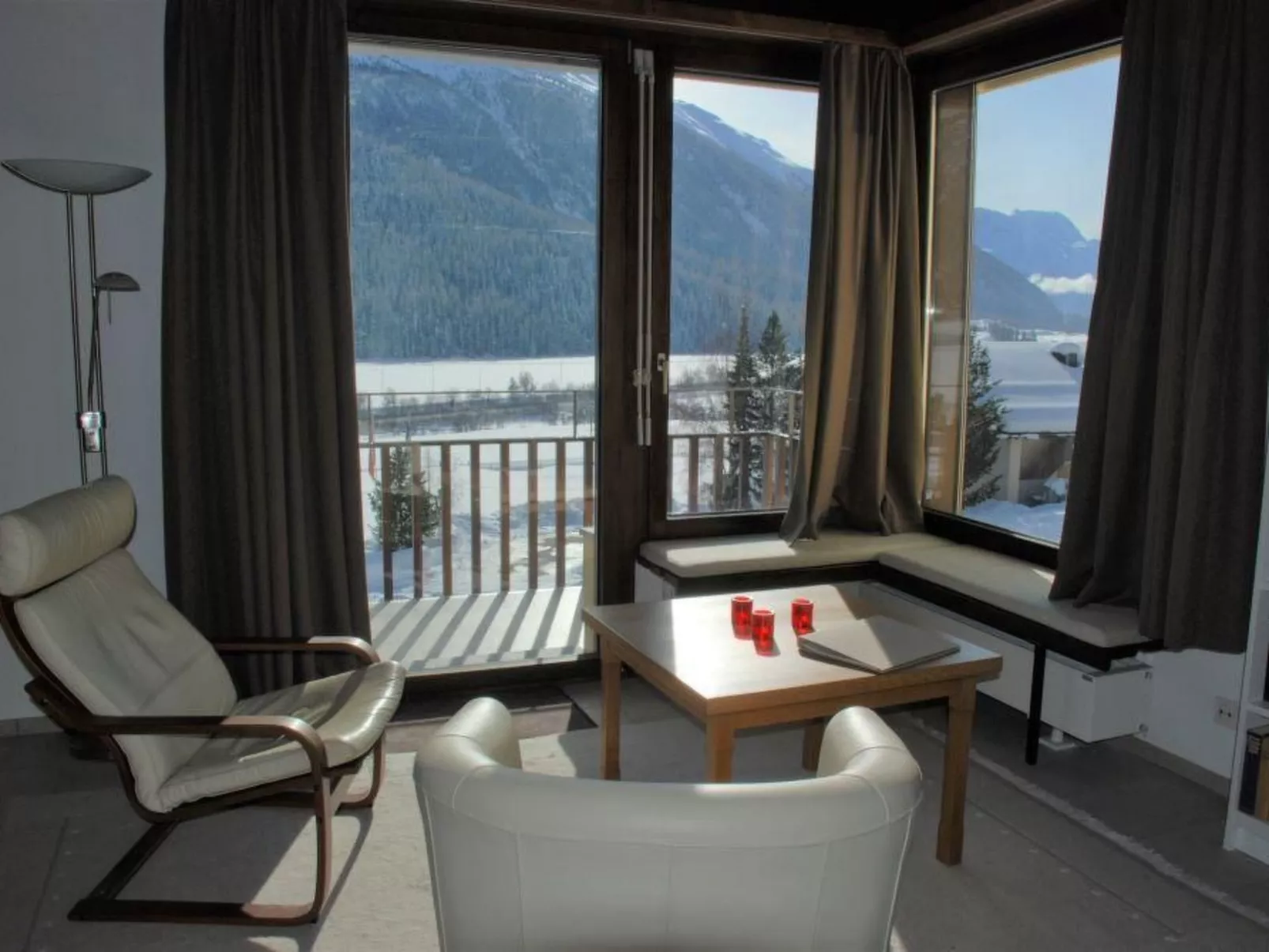 Chesa Arnica A5-Dedans