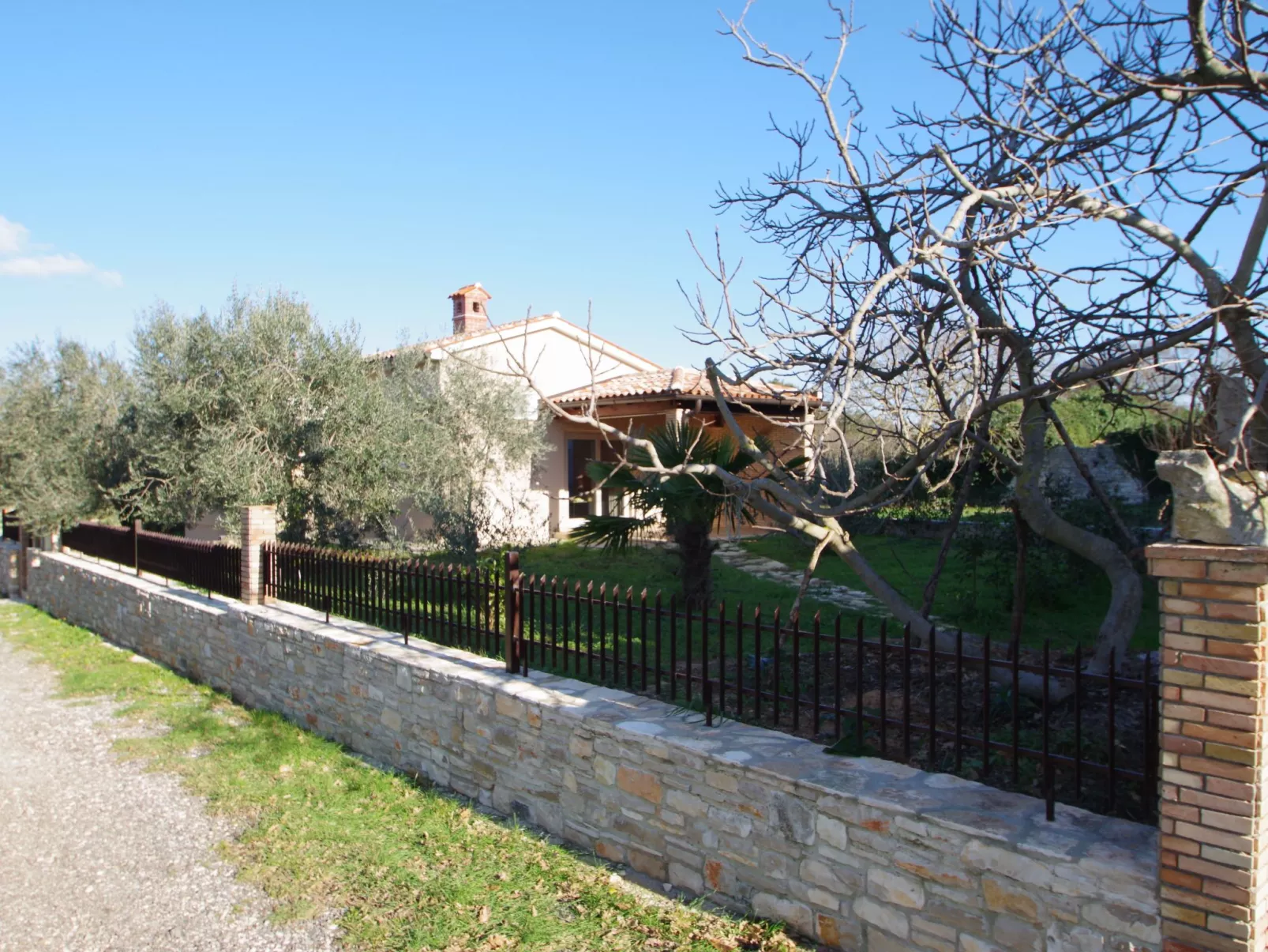 Gemütlicher Familienausflug in einem ruhigen Vorort von Pula-Outside