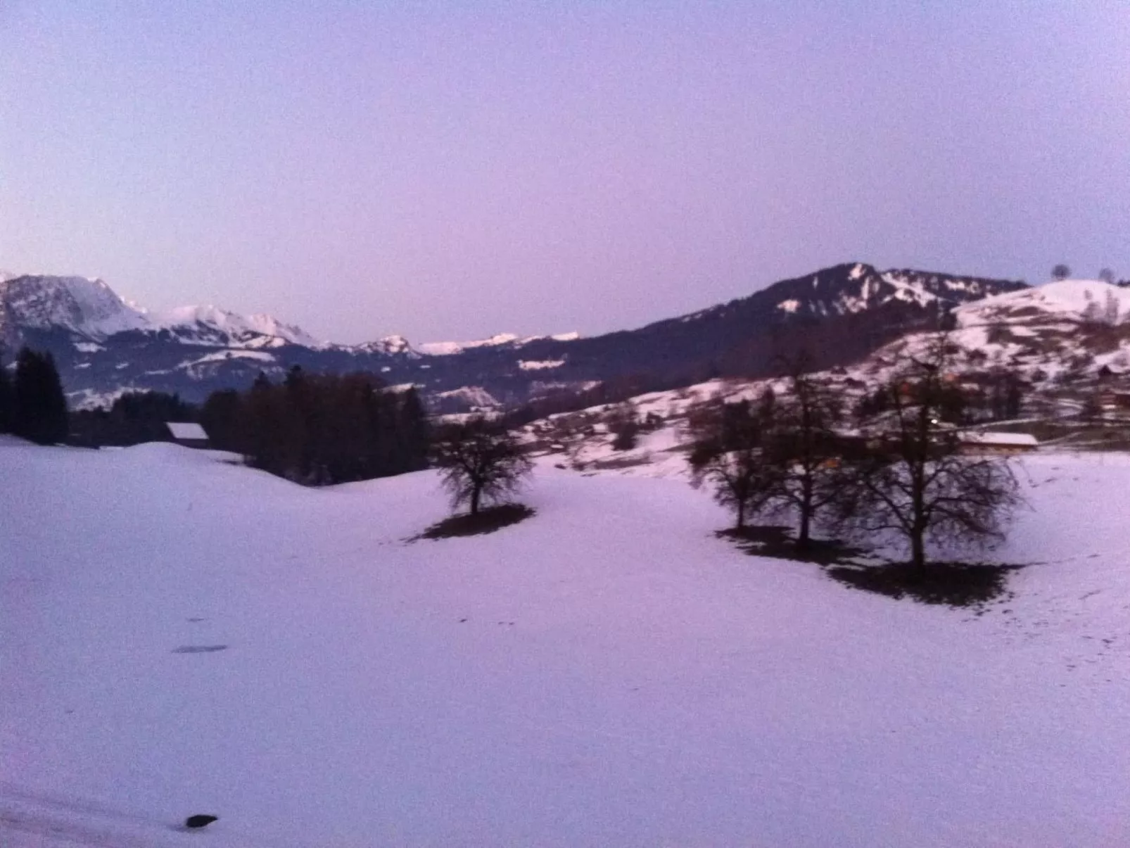 Gina's Apartment - Nähe zu See und Berge-Dedans