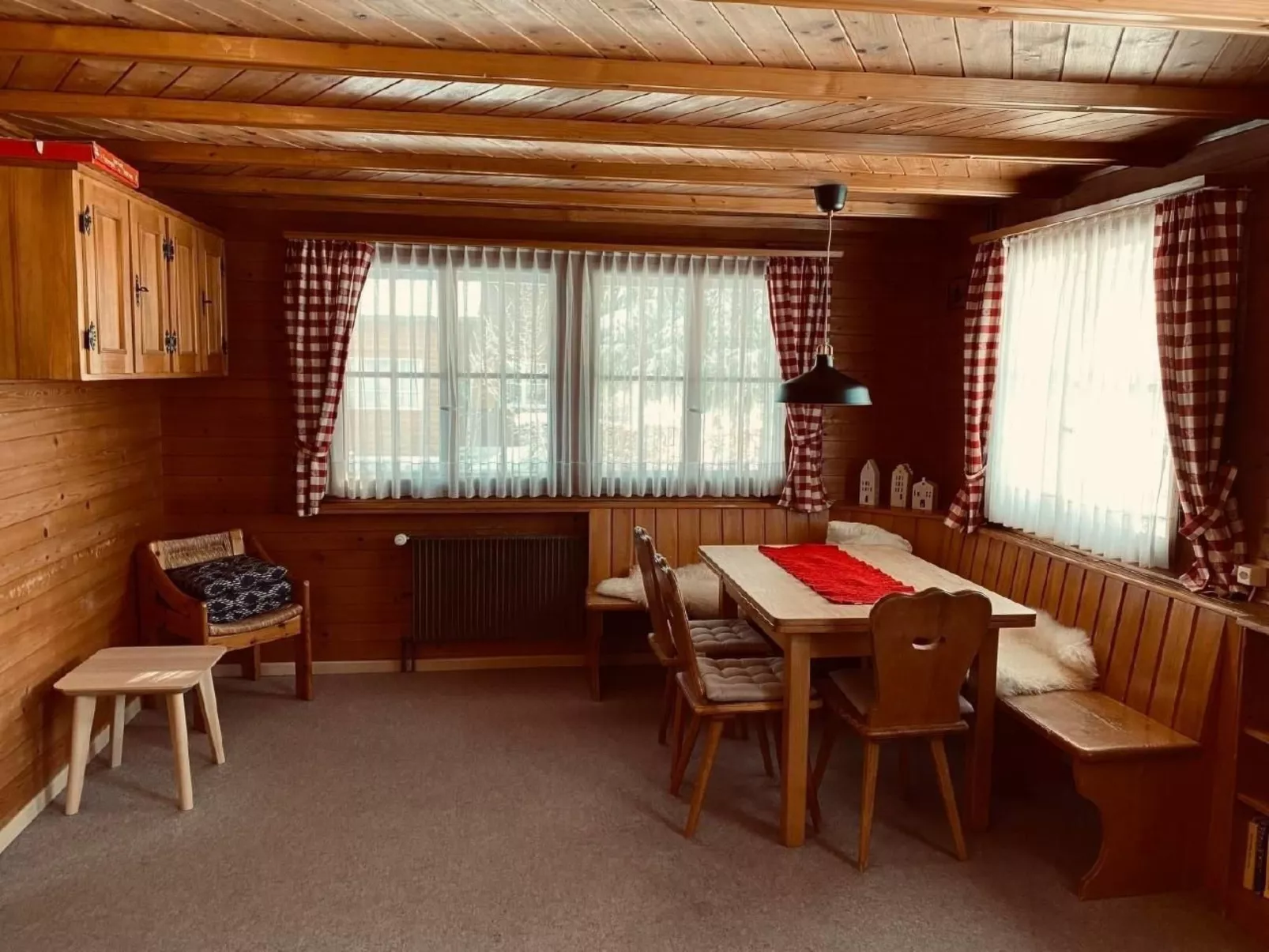 Chalet Bacchus (EG)-Drinnen