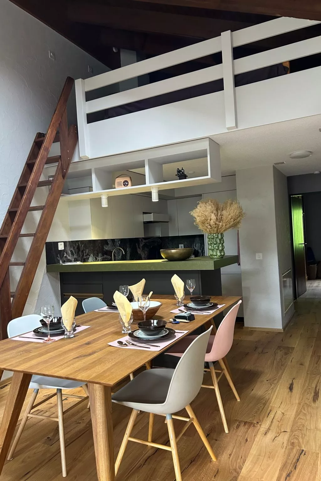 Rothornsicht-Drinnen